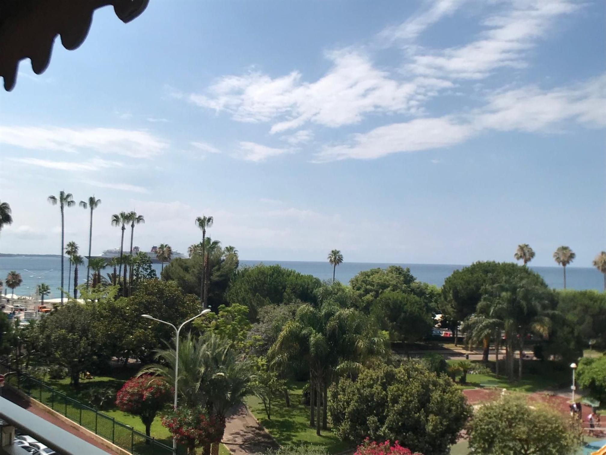 Apartment with Sea View