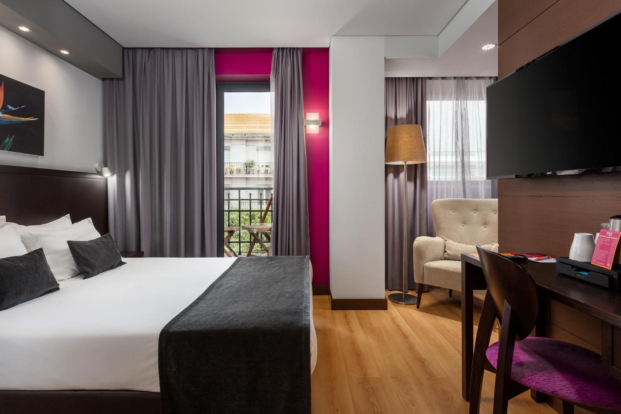 Deluxe Double Room with Balcony