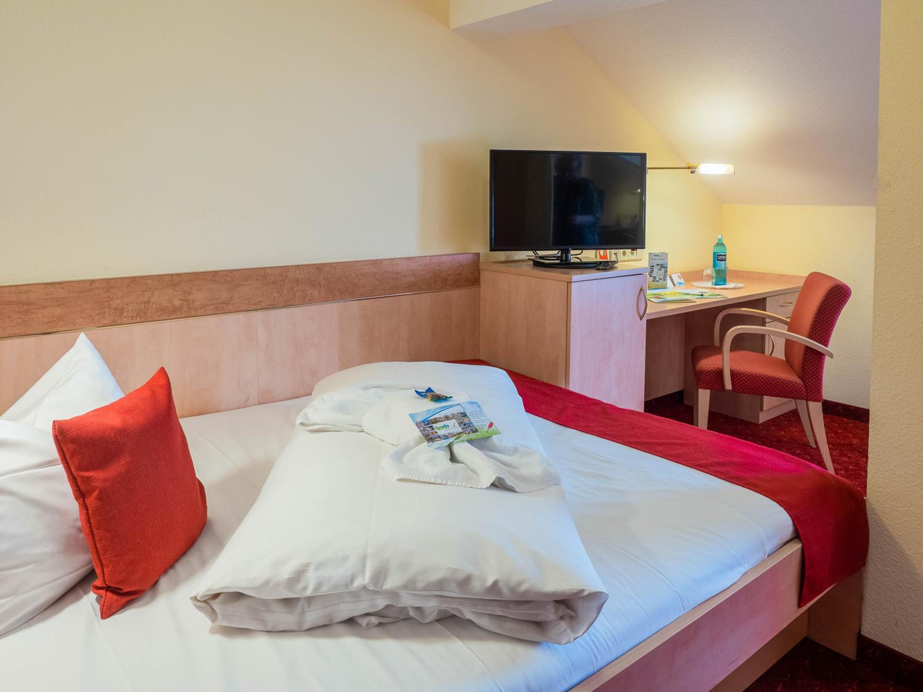 Single Room photo 2