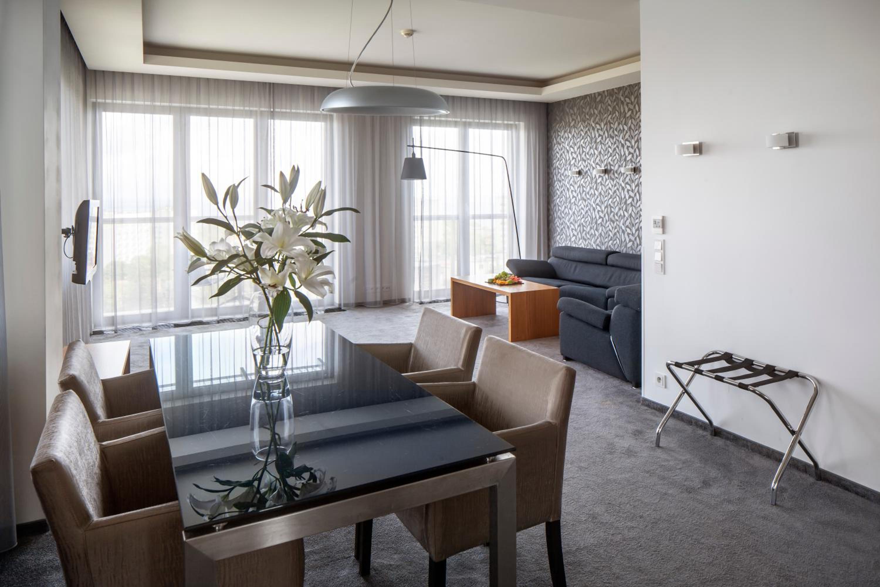 Luxury Apartment photo 2