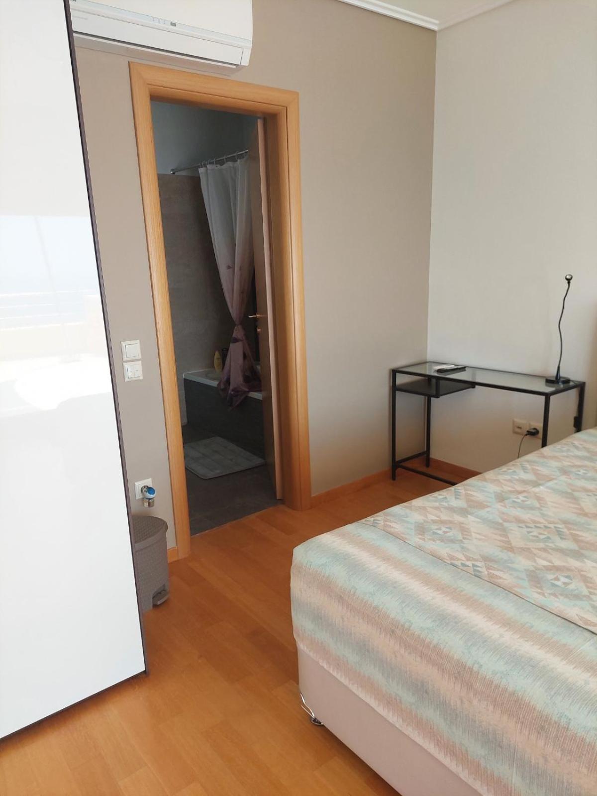Deluxe Double Room with Balcony and Sea View - Photo 13