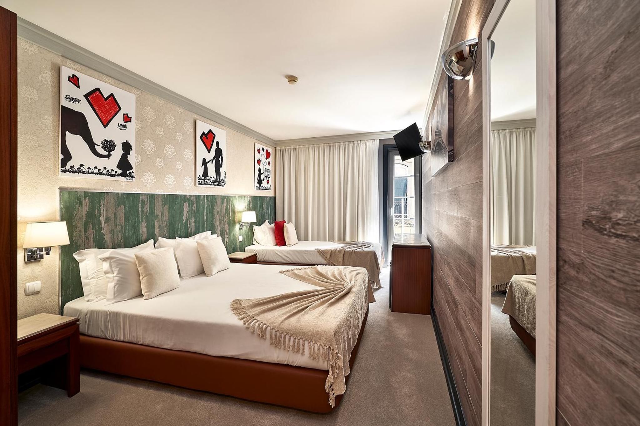 Triple Room - Photo 1