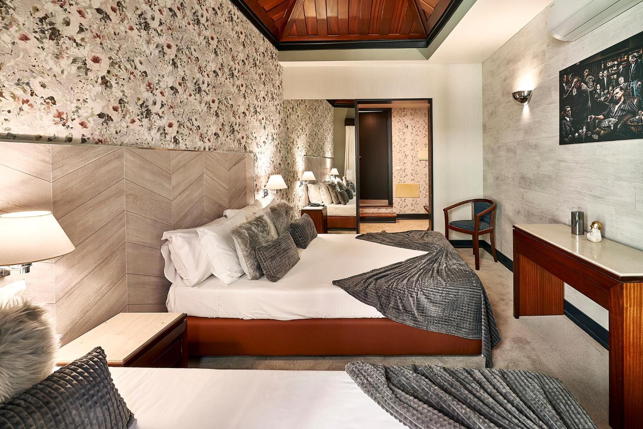 Triple Room - Photo 6