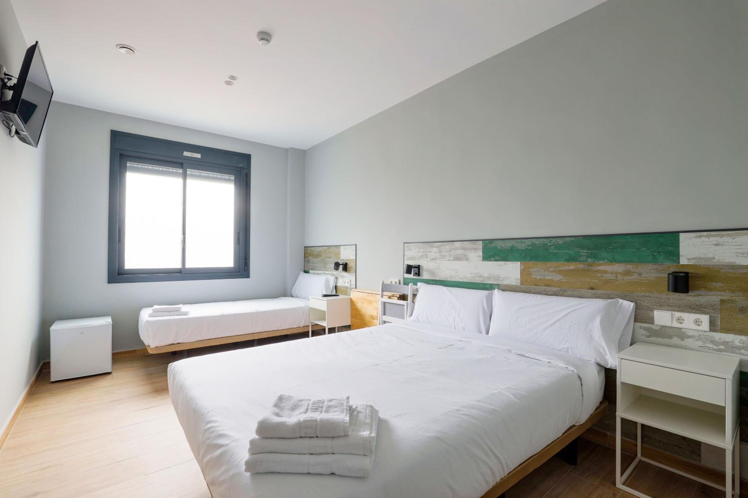 Classic Quadruple Room - Photo 1