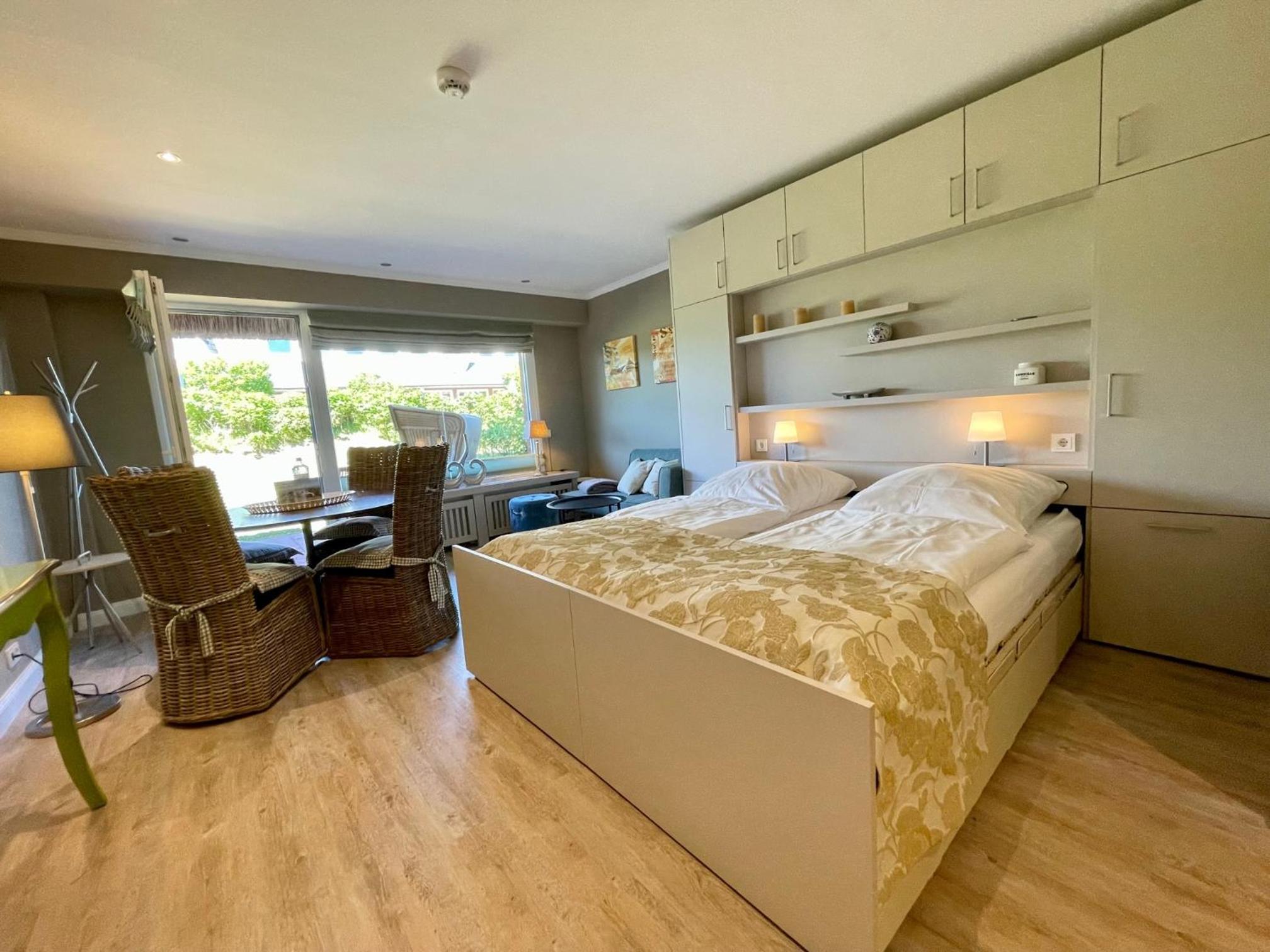 Apartment With Sea View photo 3