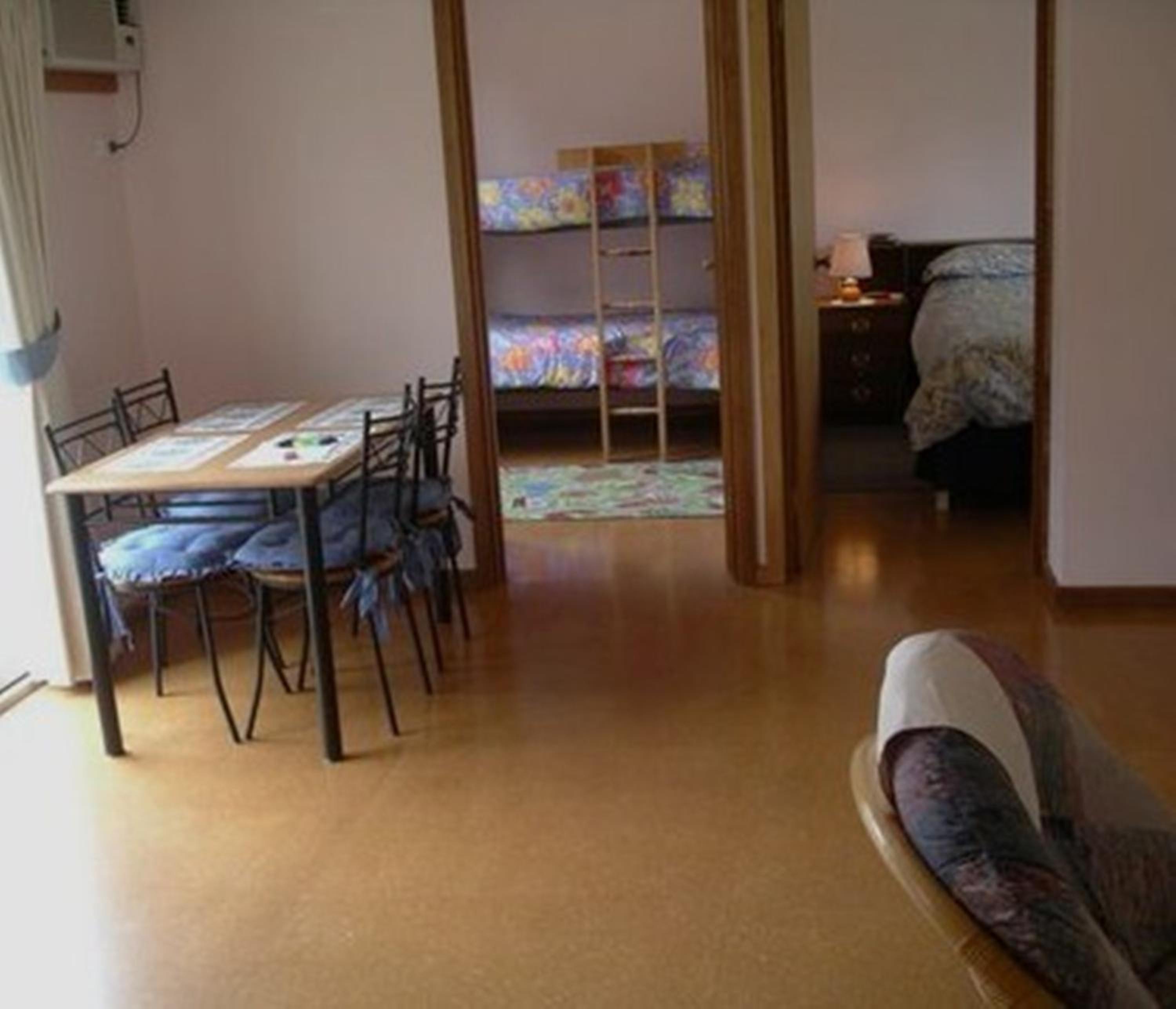 Three-Bedroom Cottage photo 3