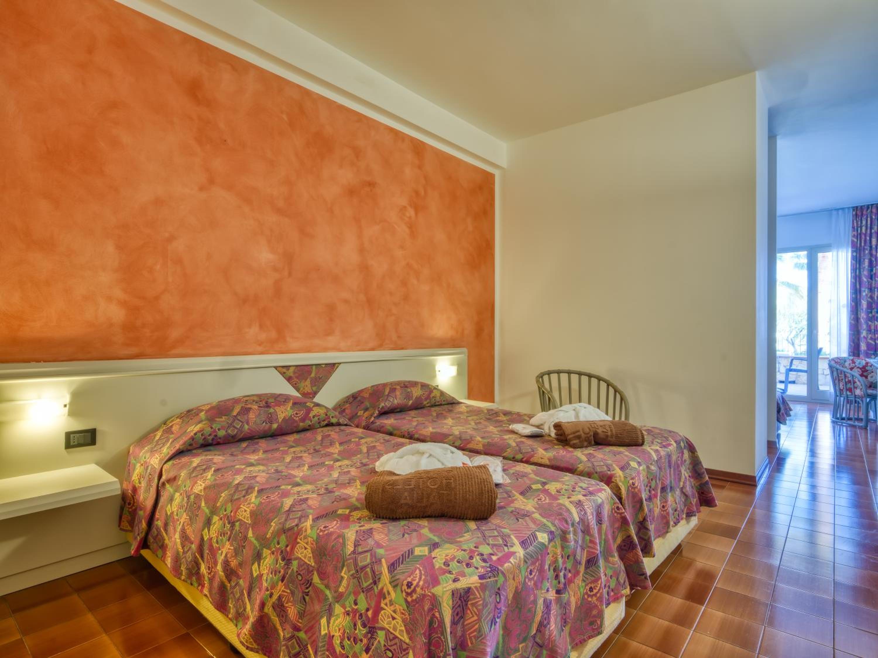 Triple Room - Photo 10