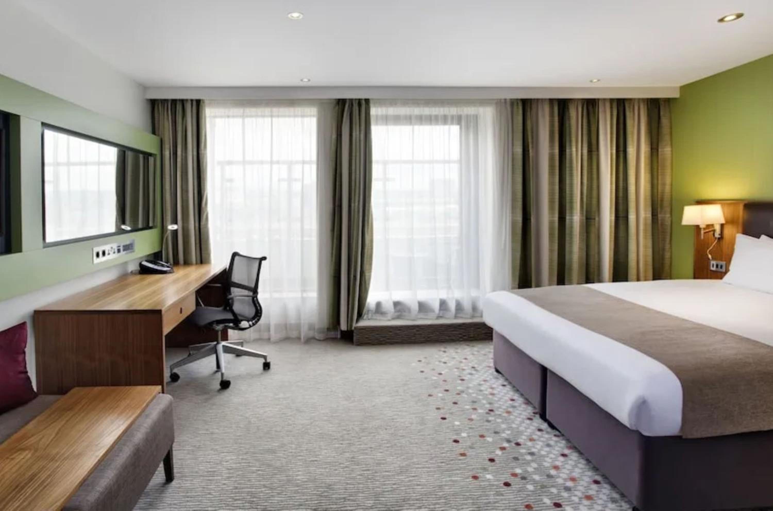 Premium Double Room with Balcony - Photo 1