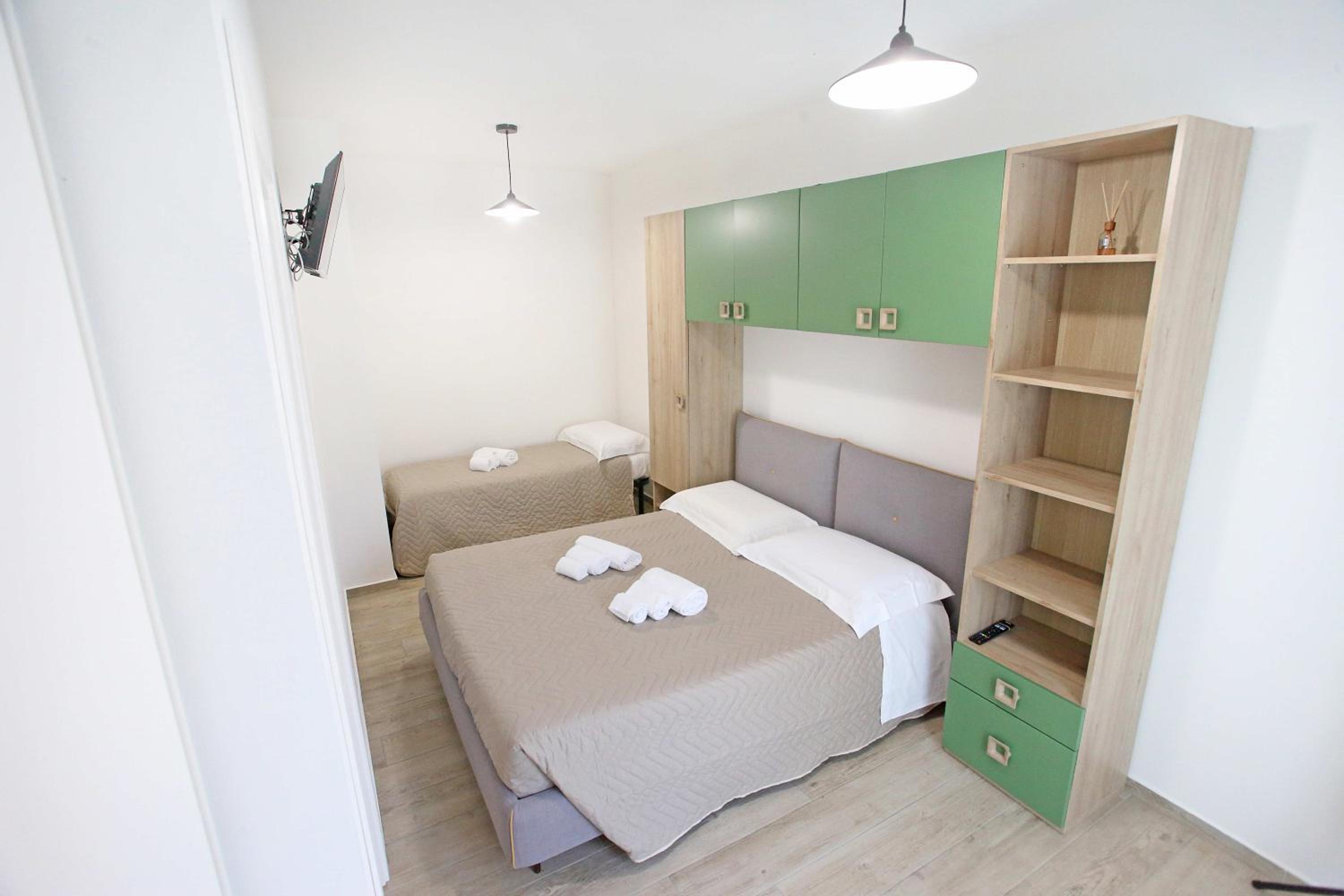 Apartment - Ground Floor - Photo 4