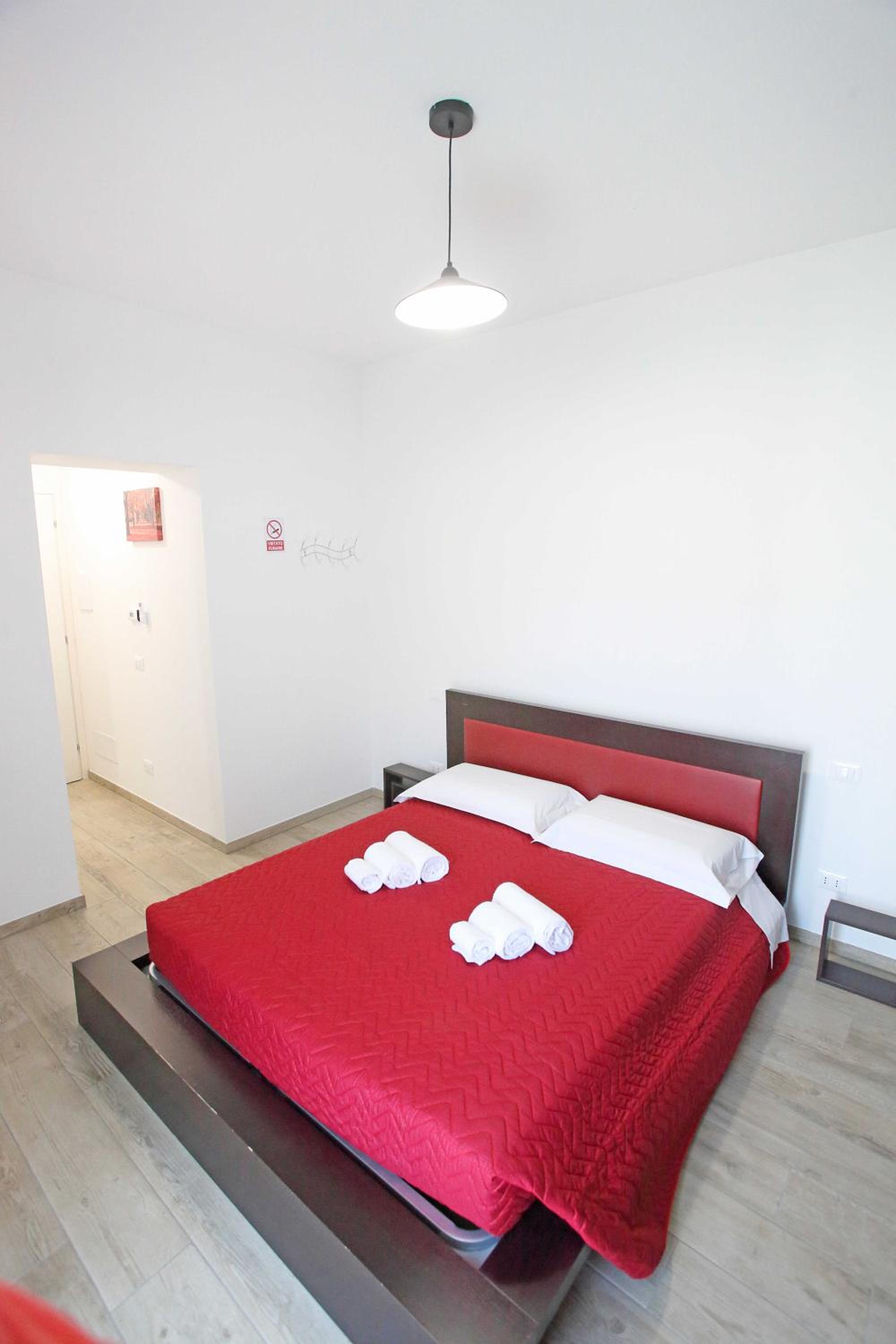 Double Room - Photo 2