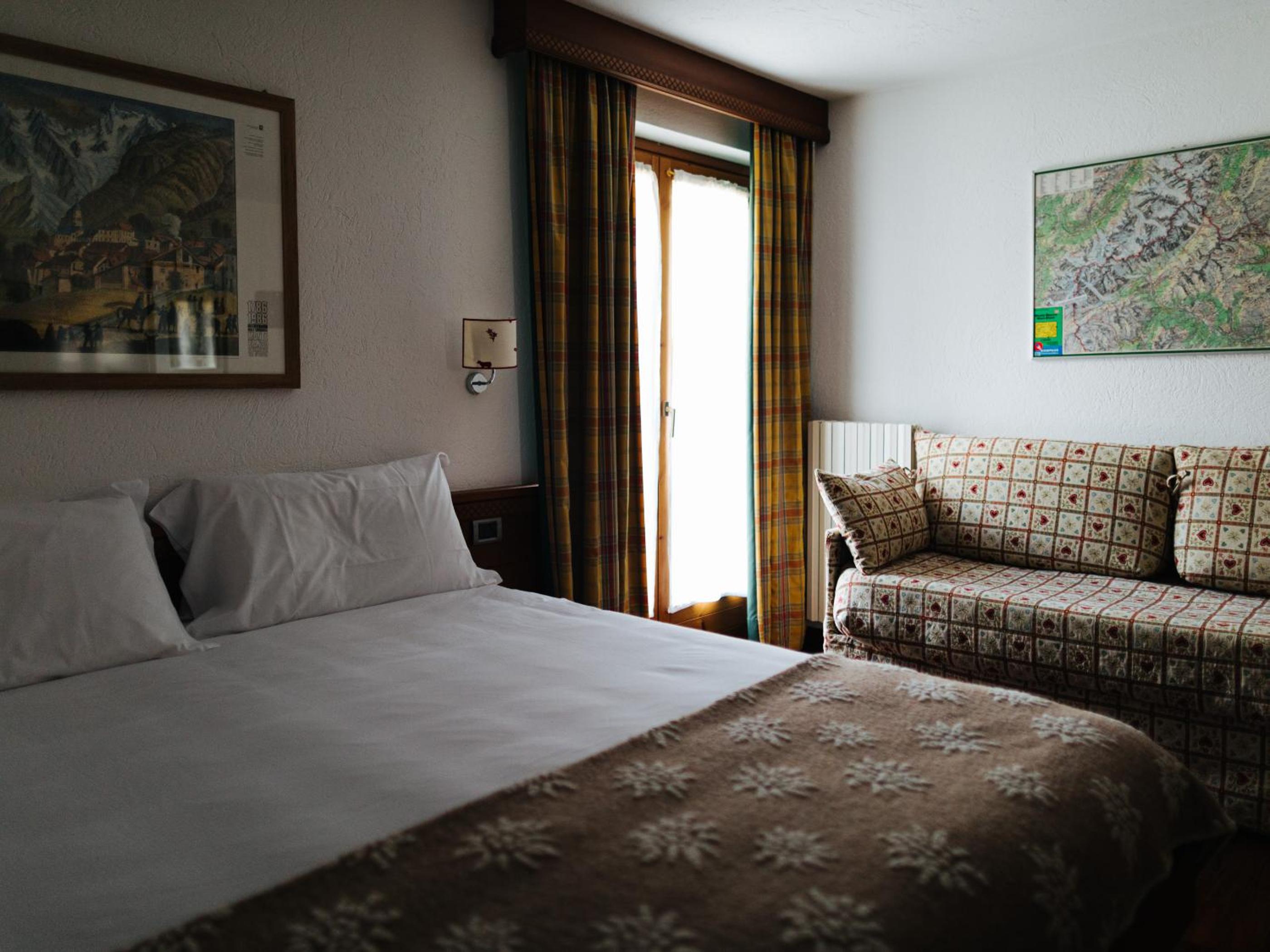 Quadruple Room - Photo 19
