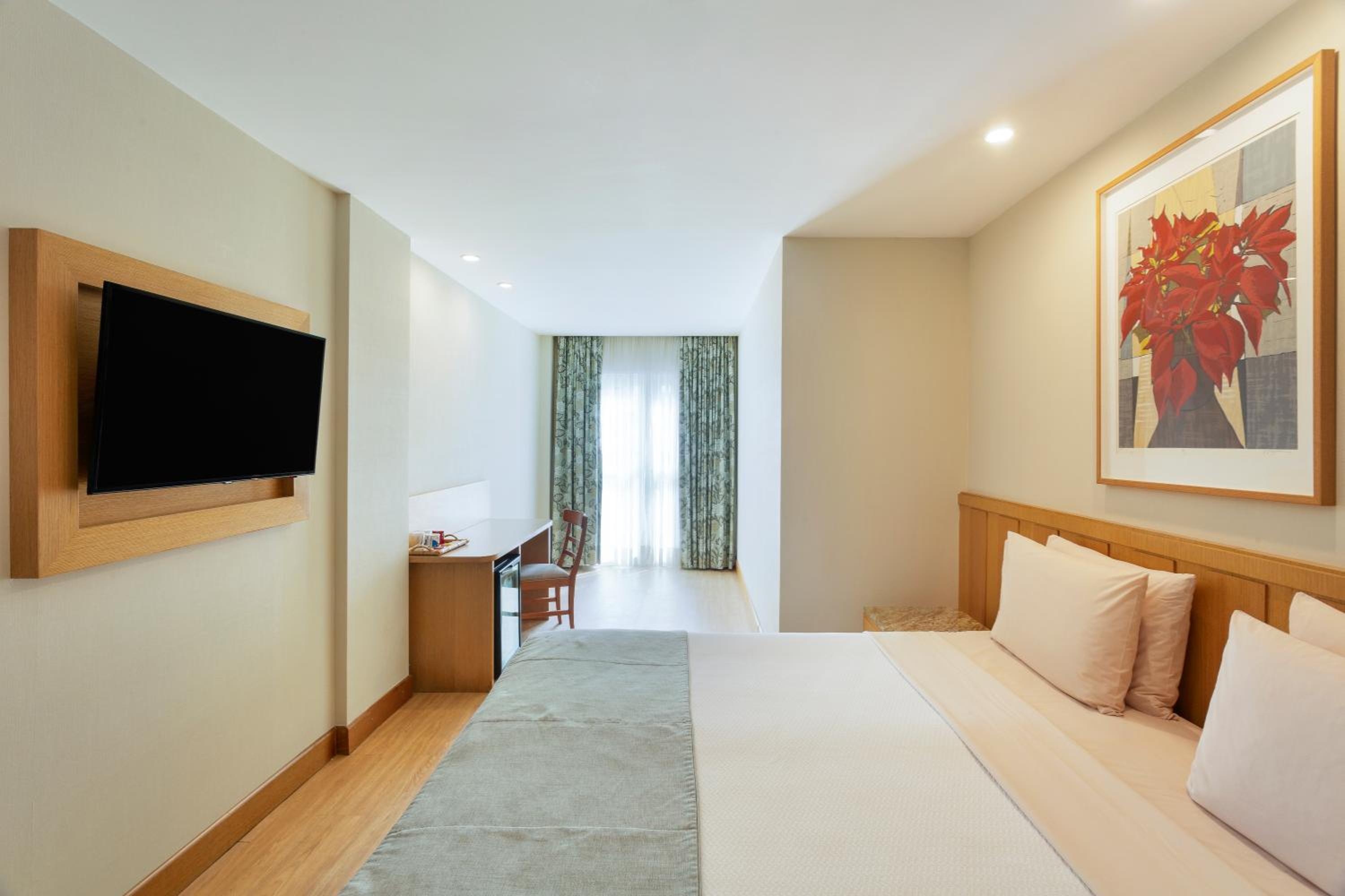 Executive Superior Double Room - Photo 2