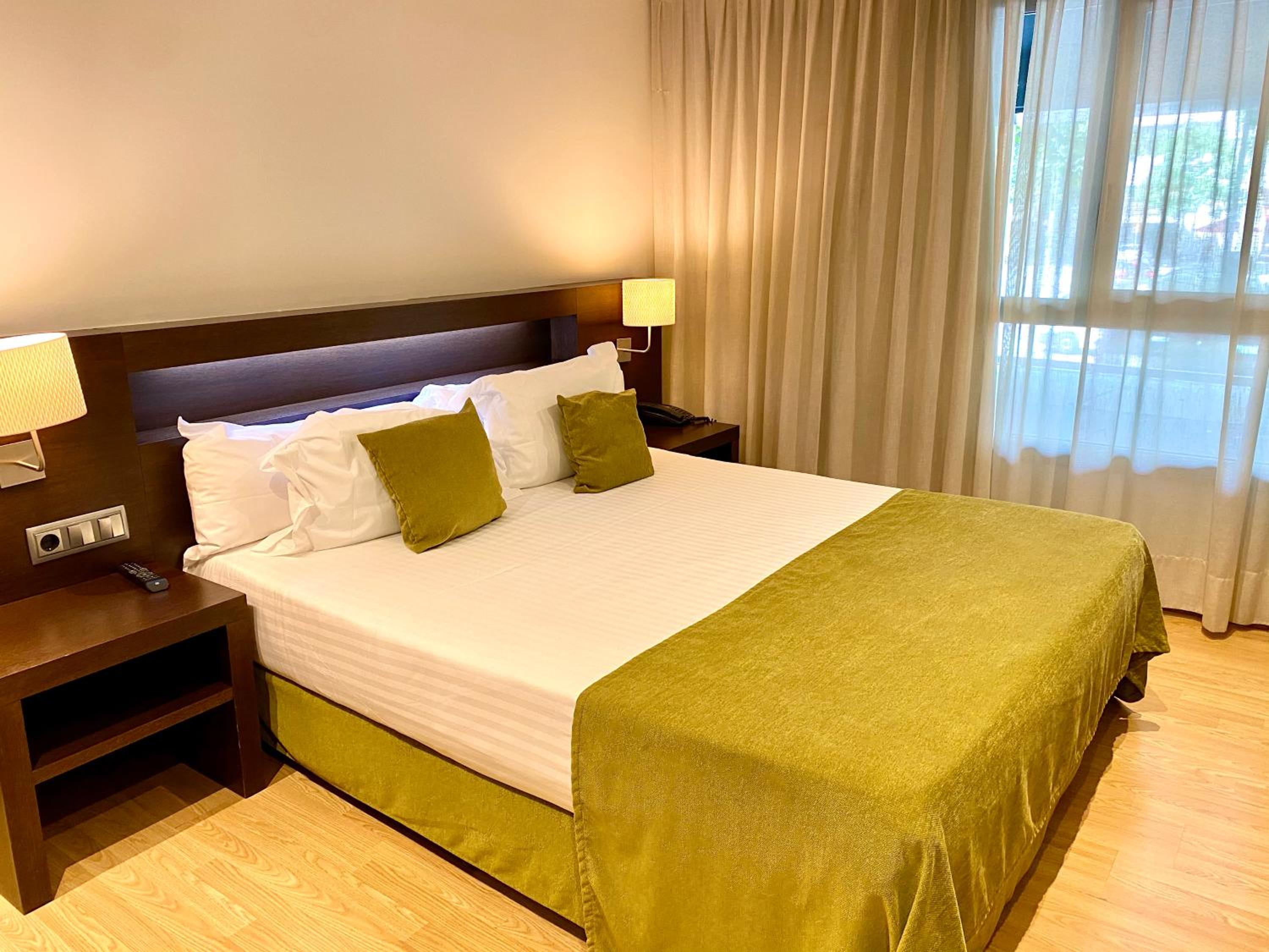 Deluxe Twin Room photo 2