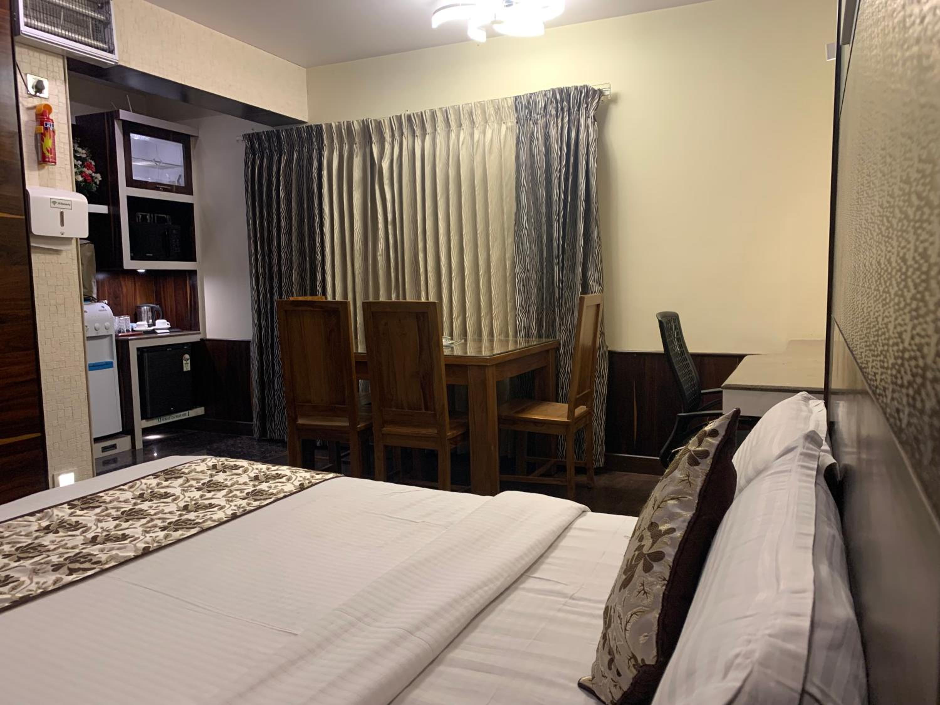 Family Suite - Photo 11