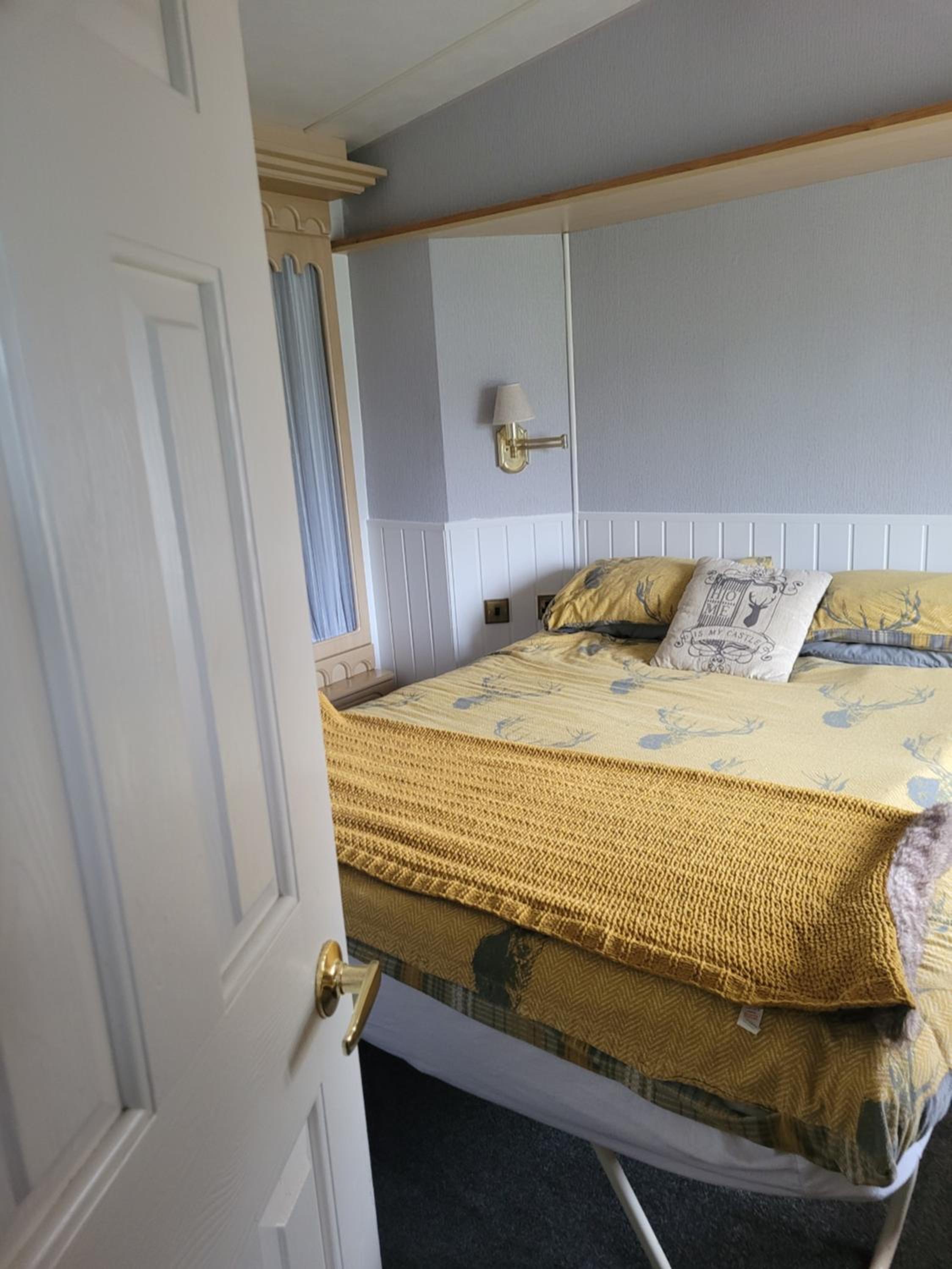 Mobile Home photo 2