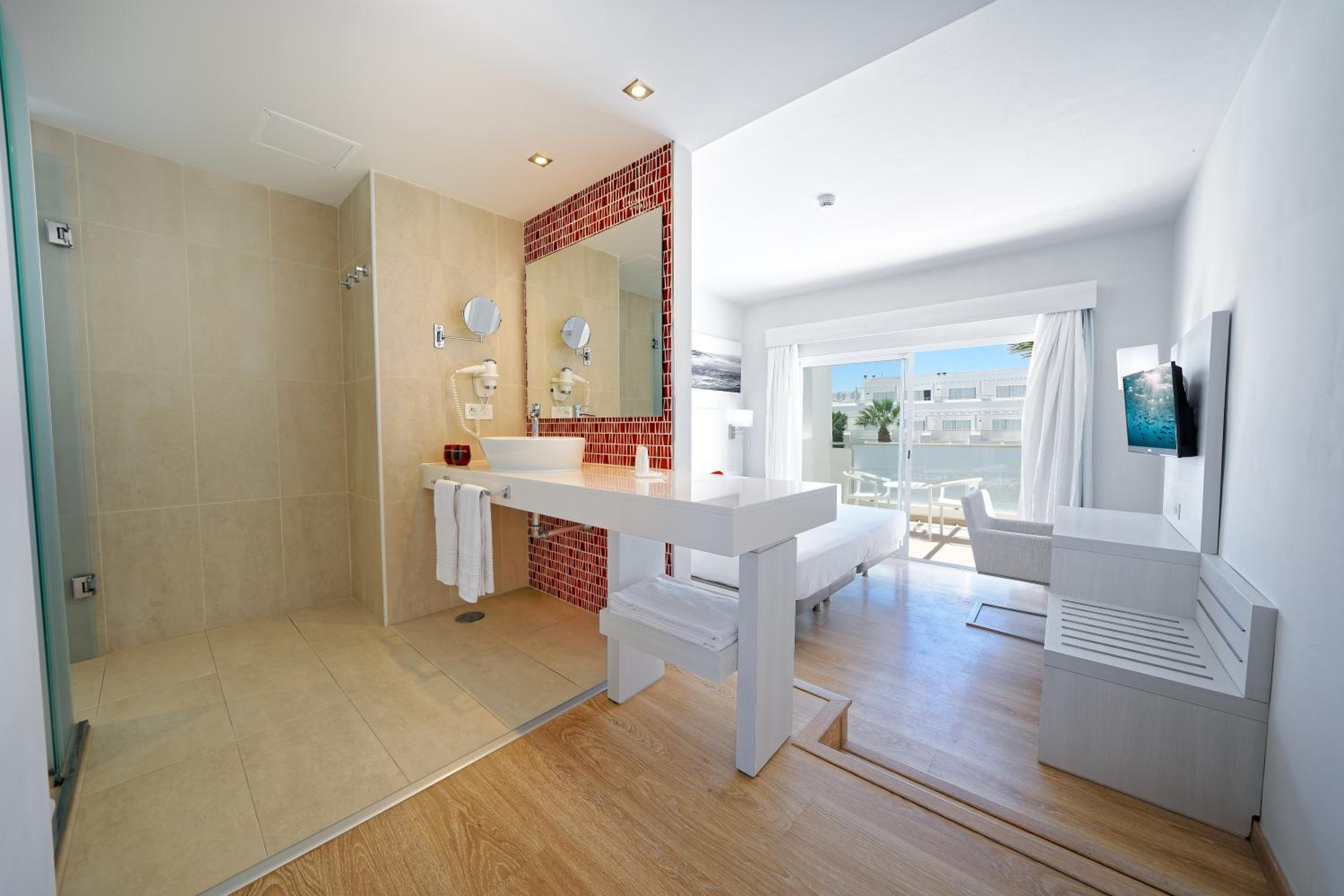 Available room