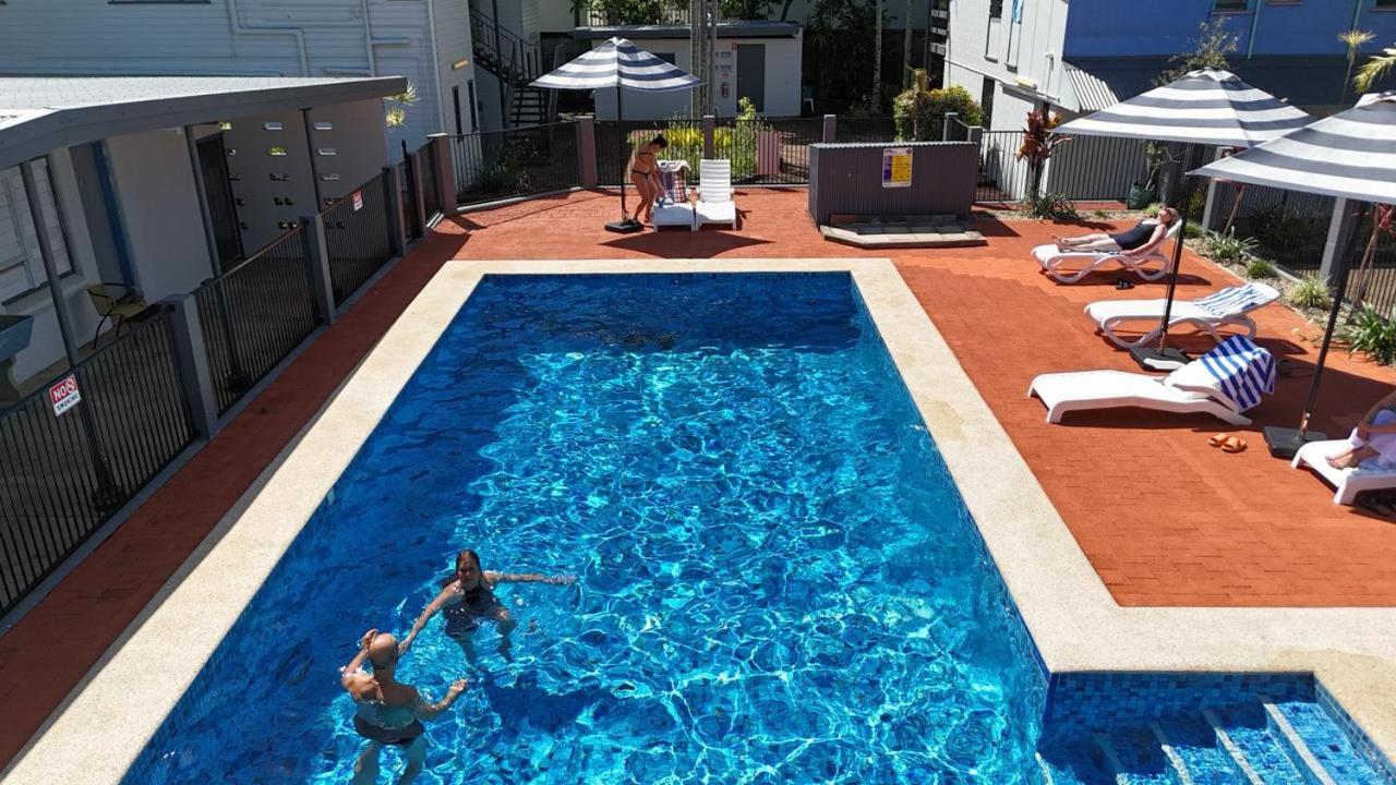 Three-Bedroom Apartment with Balcony