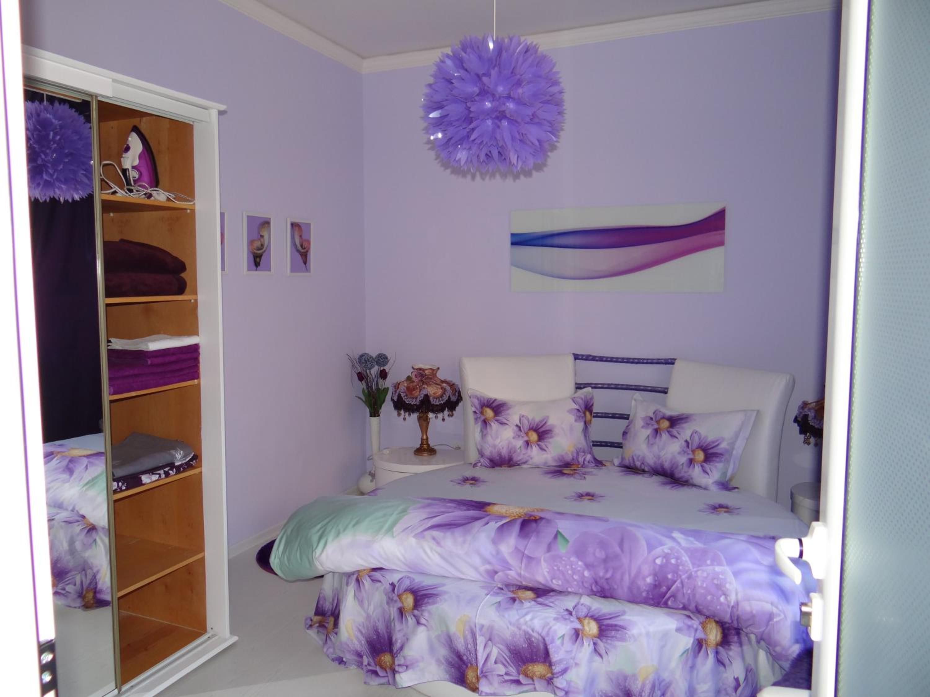 Superior One-Bedroom Apartment - Photo 12