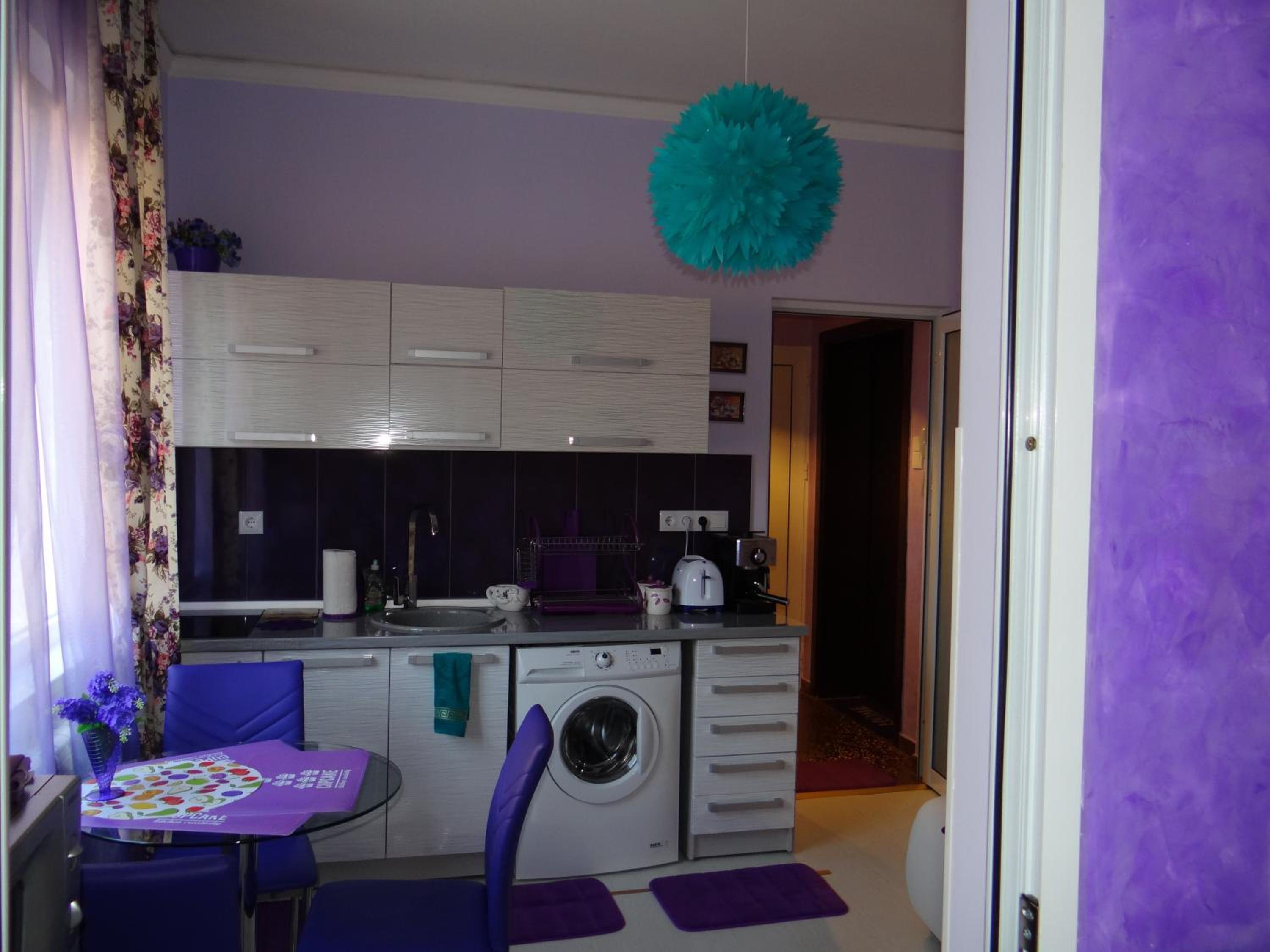 Superior One-Bedroom Apartment - Photo 23