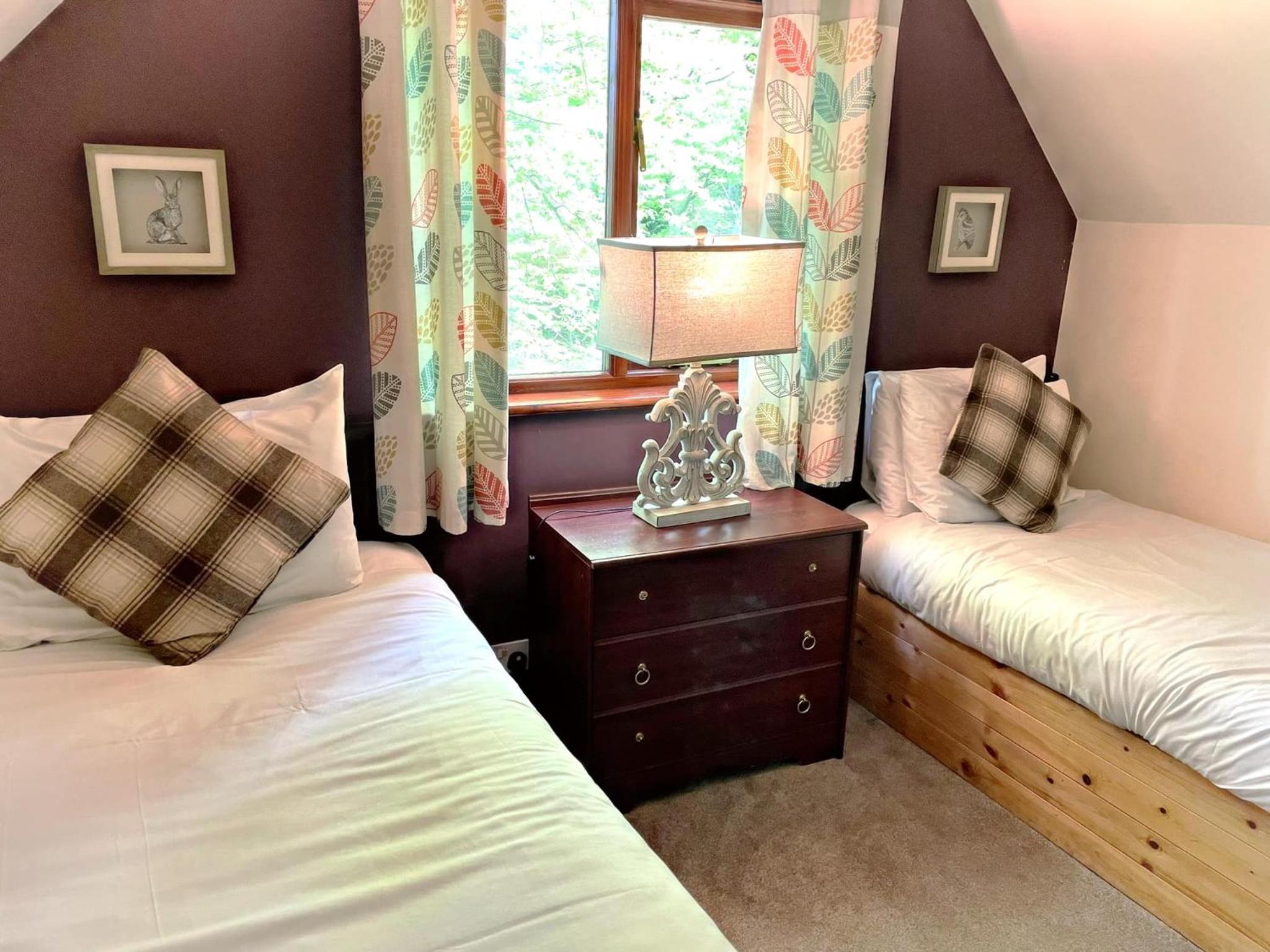 Three-Bedroom Chalet - Photo 3