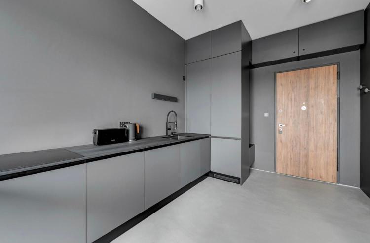 One-Bedroom Apartment - Photo 14