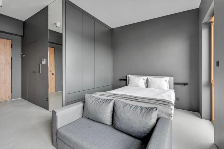 One-Bedroom Apartment - Photo 7