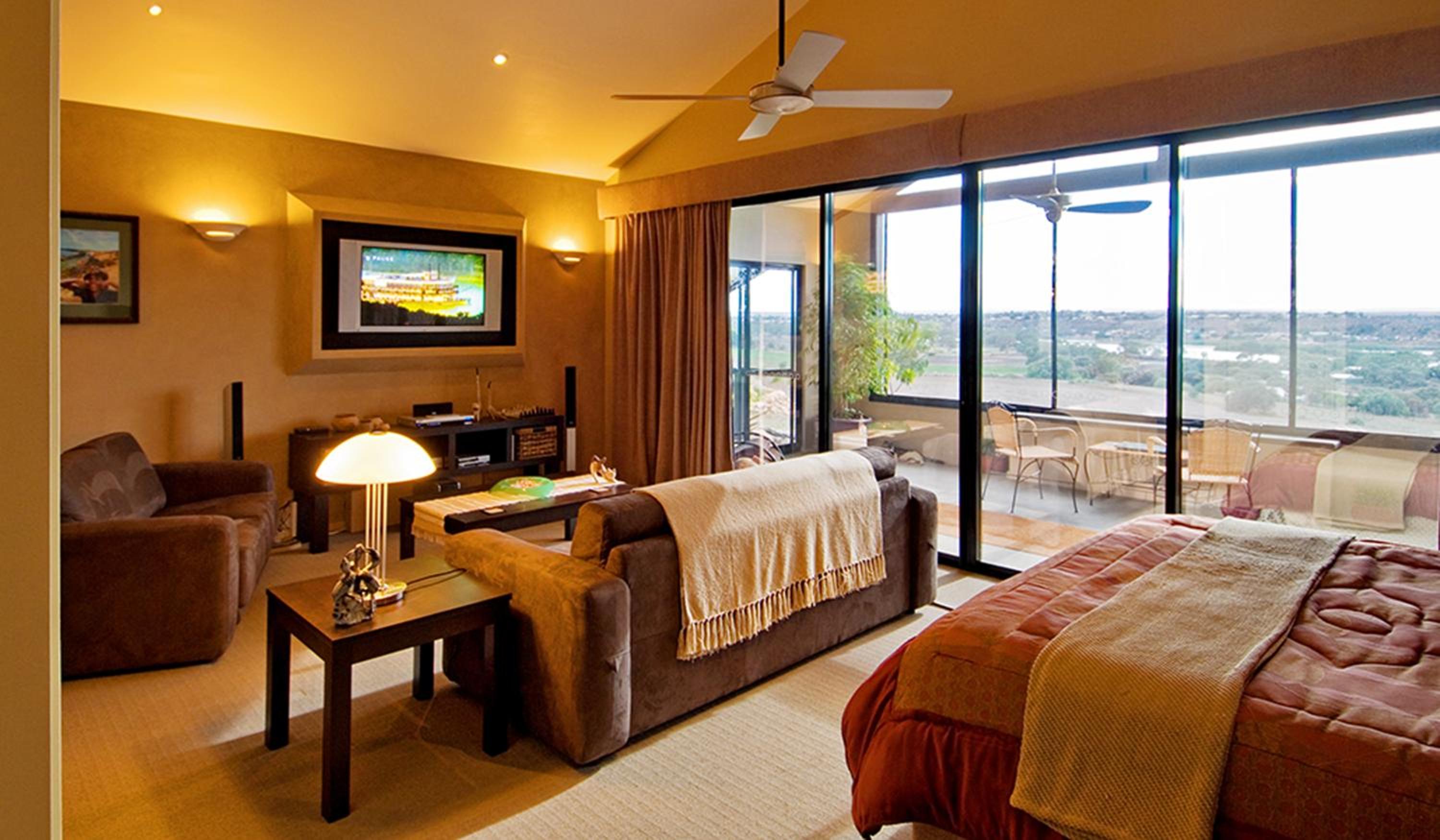 Luxury Villa - (Five) photo 2