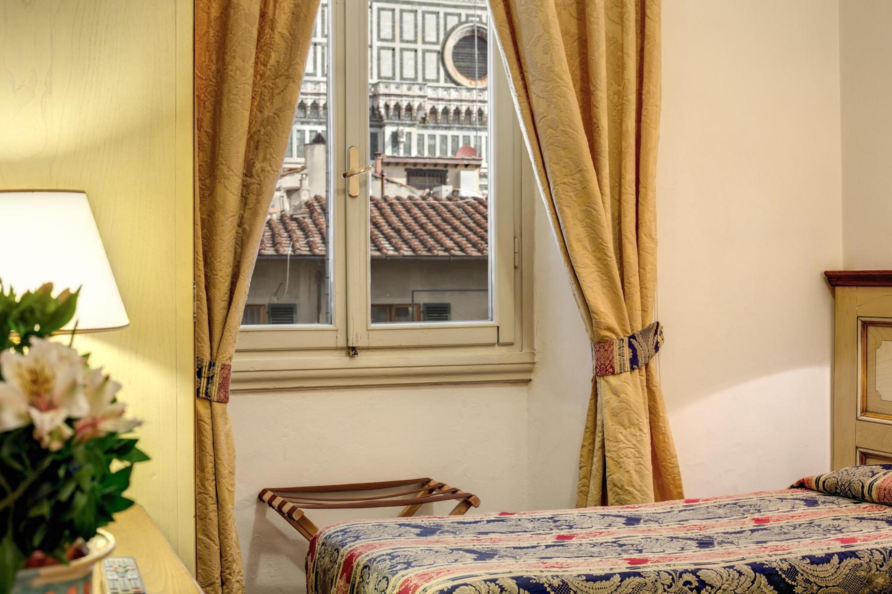 Double or Twin Room - Photo 6
