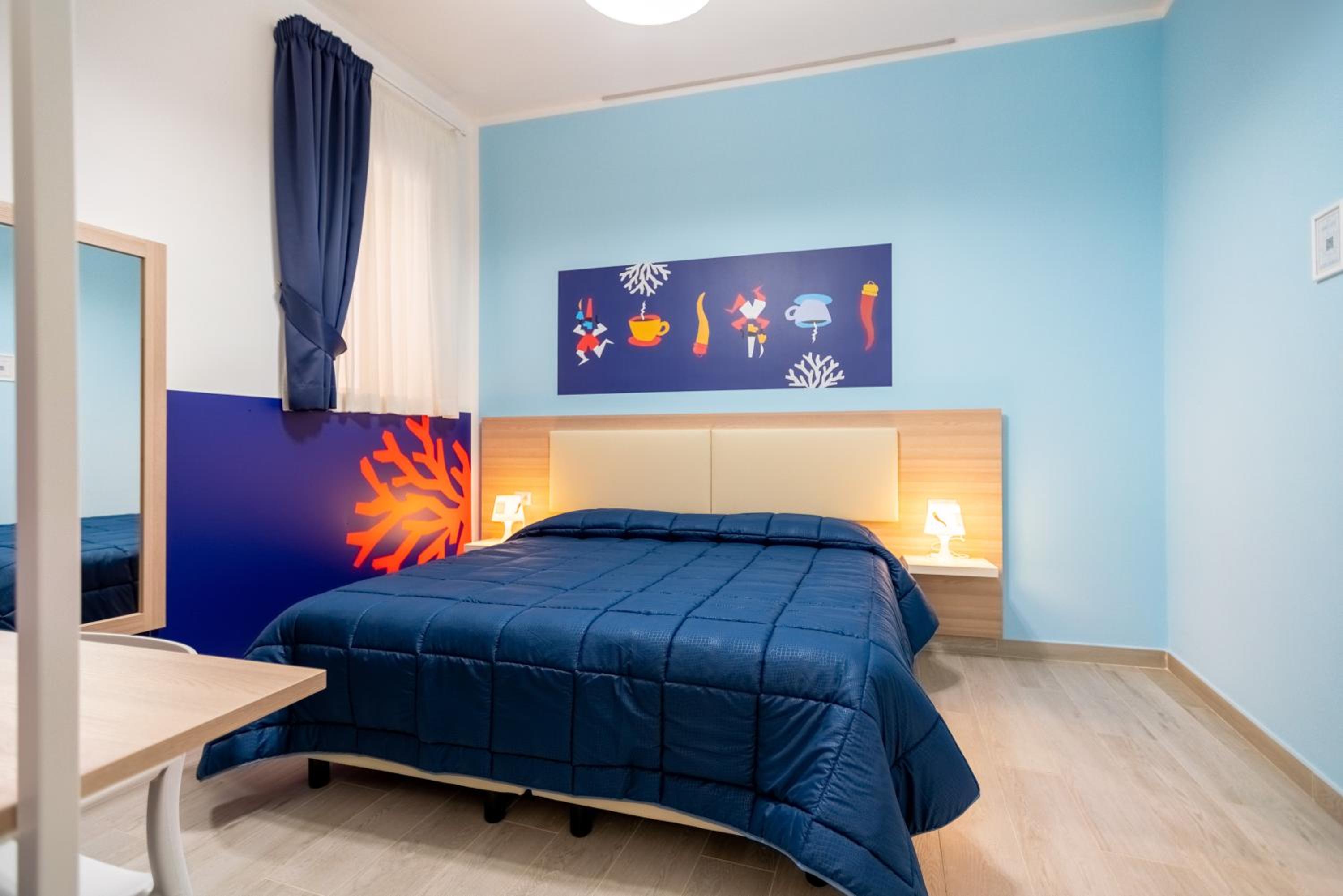 Double Room with Private Bathroom - Photo 3