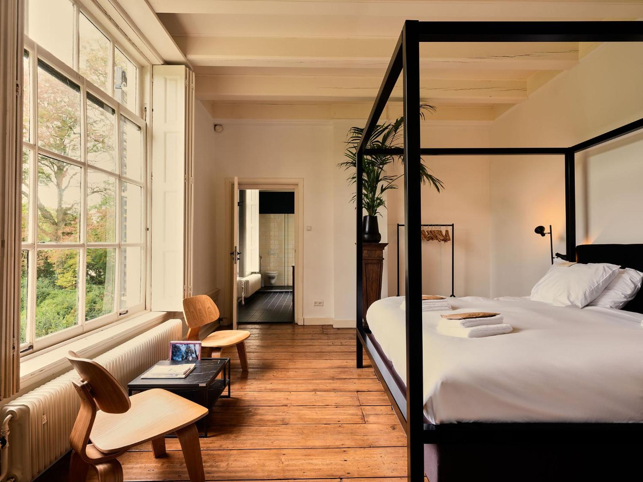 Deluxe Suite - Photo 3