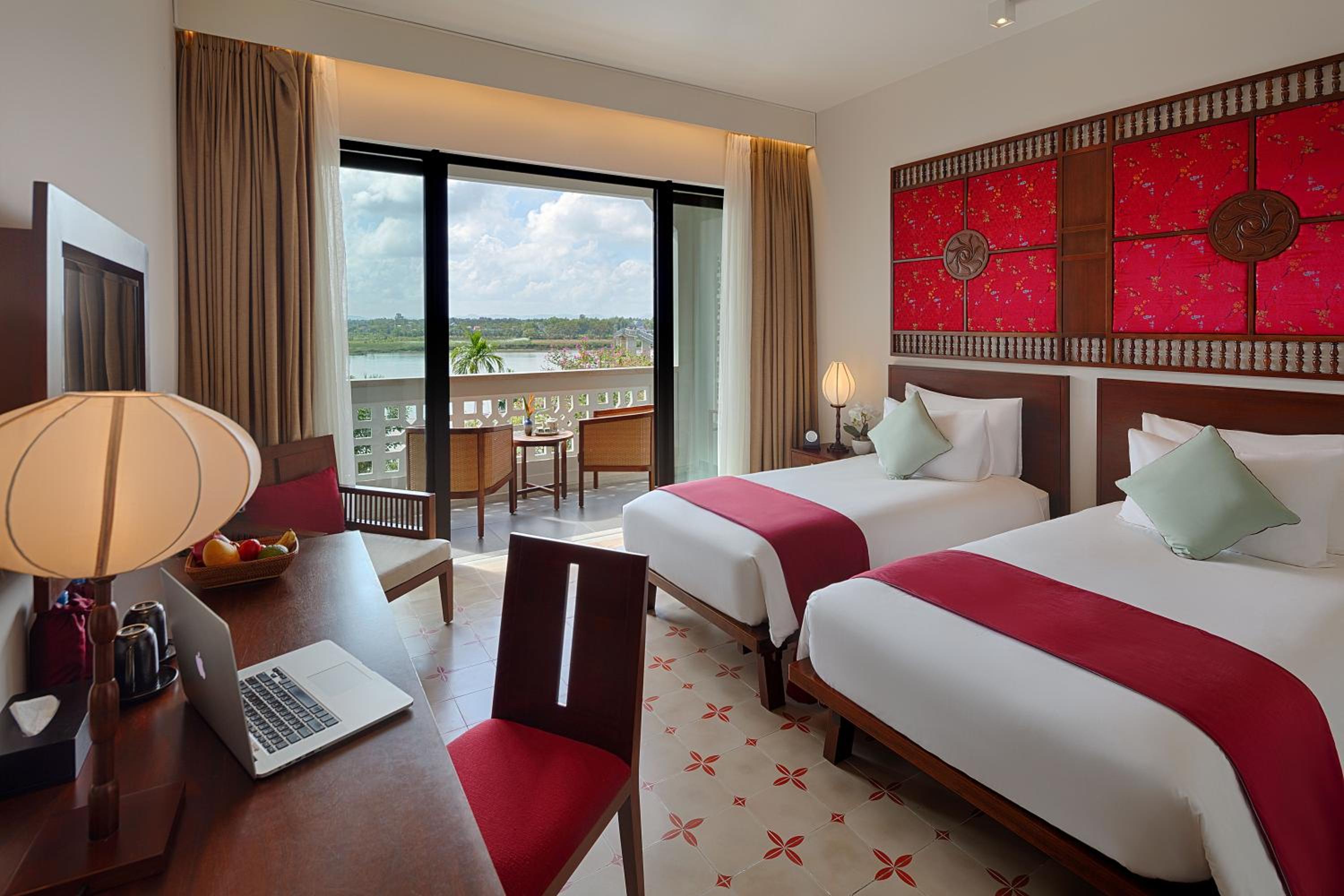  Grand Deluxe Twin Pool & River View photo 2