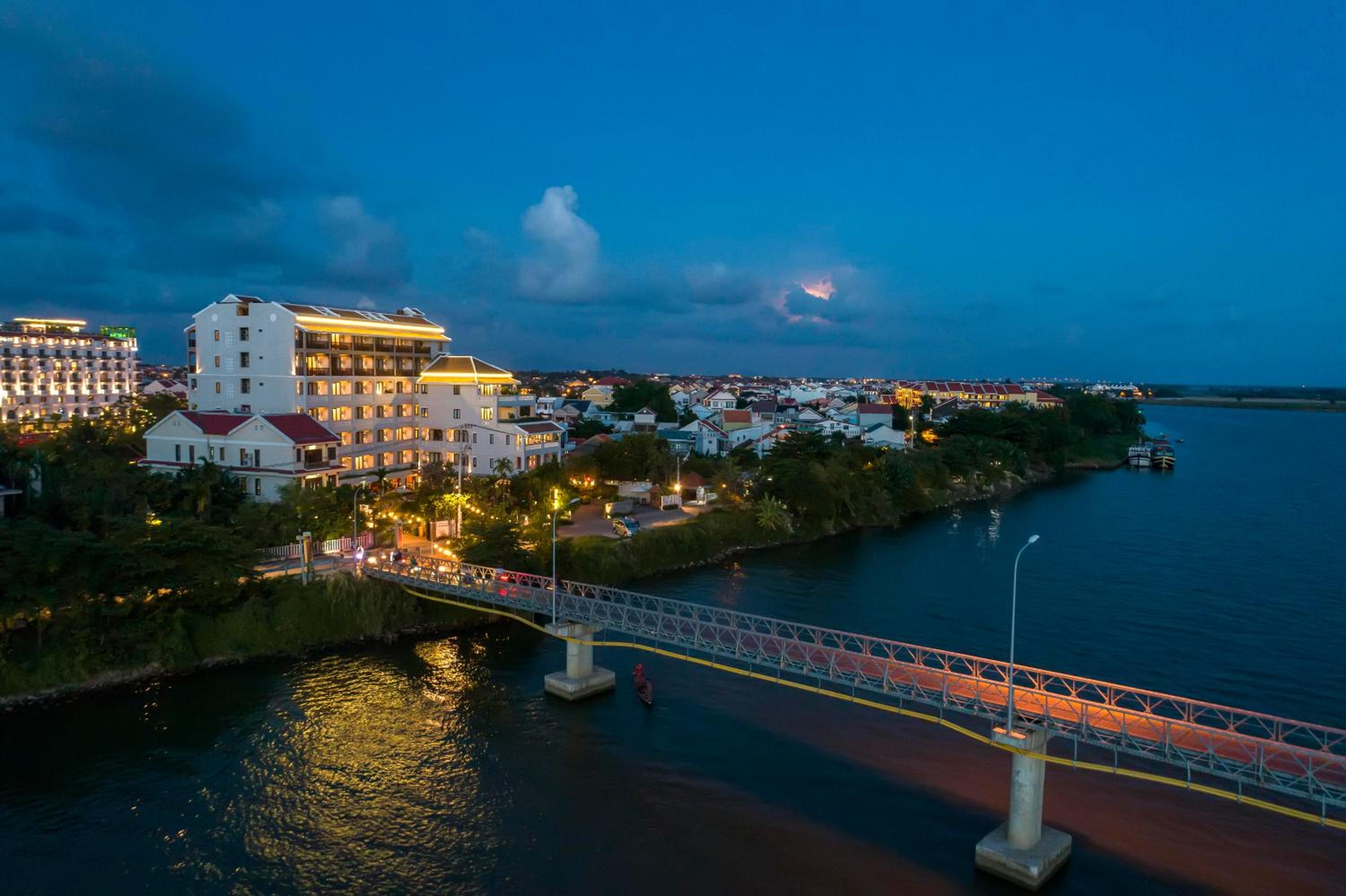 Grand Suite River View photo 3