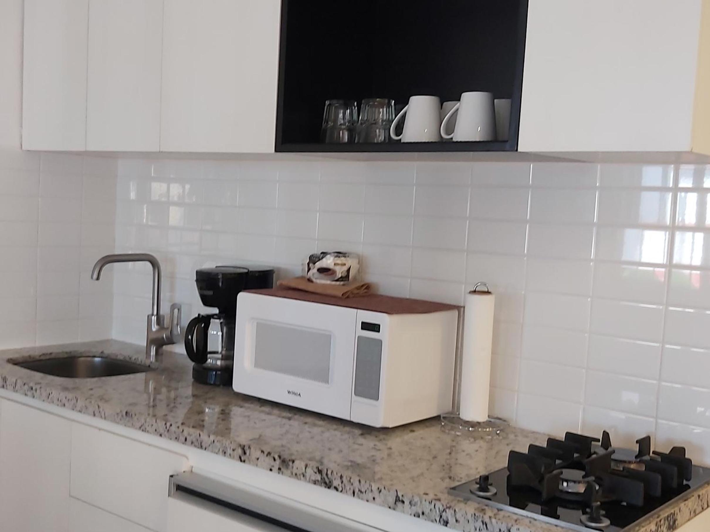 One-Bedroom Apartment - Photo 3