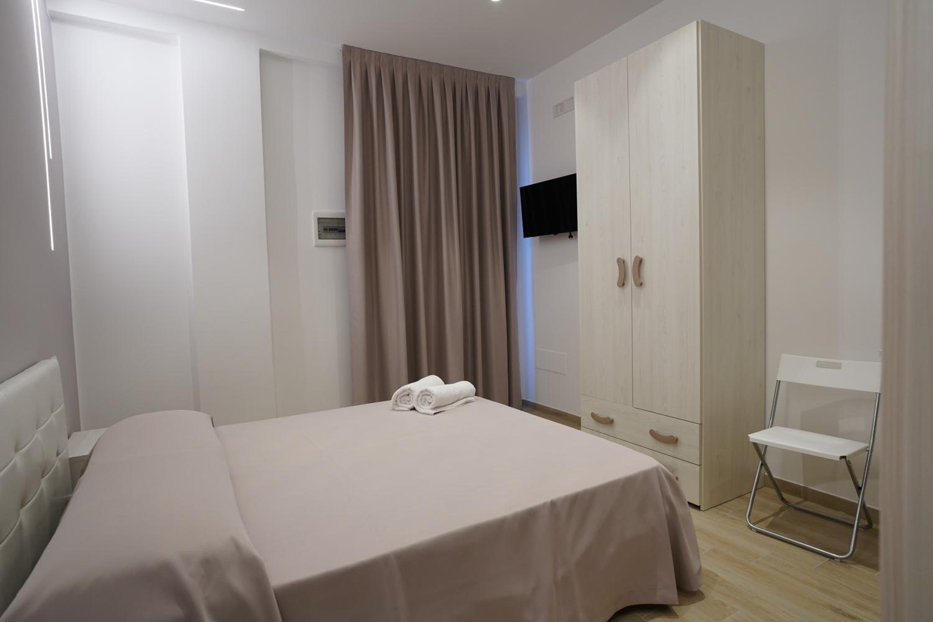 Triple Room with Private Bathroom photo 2