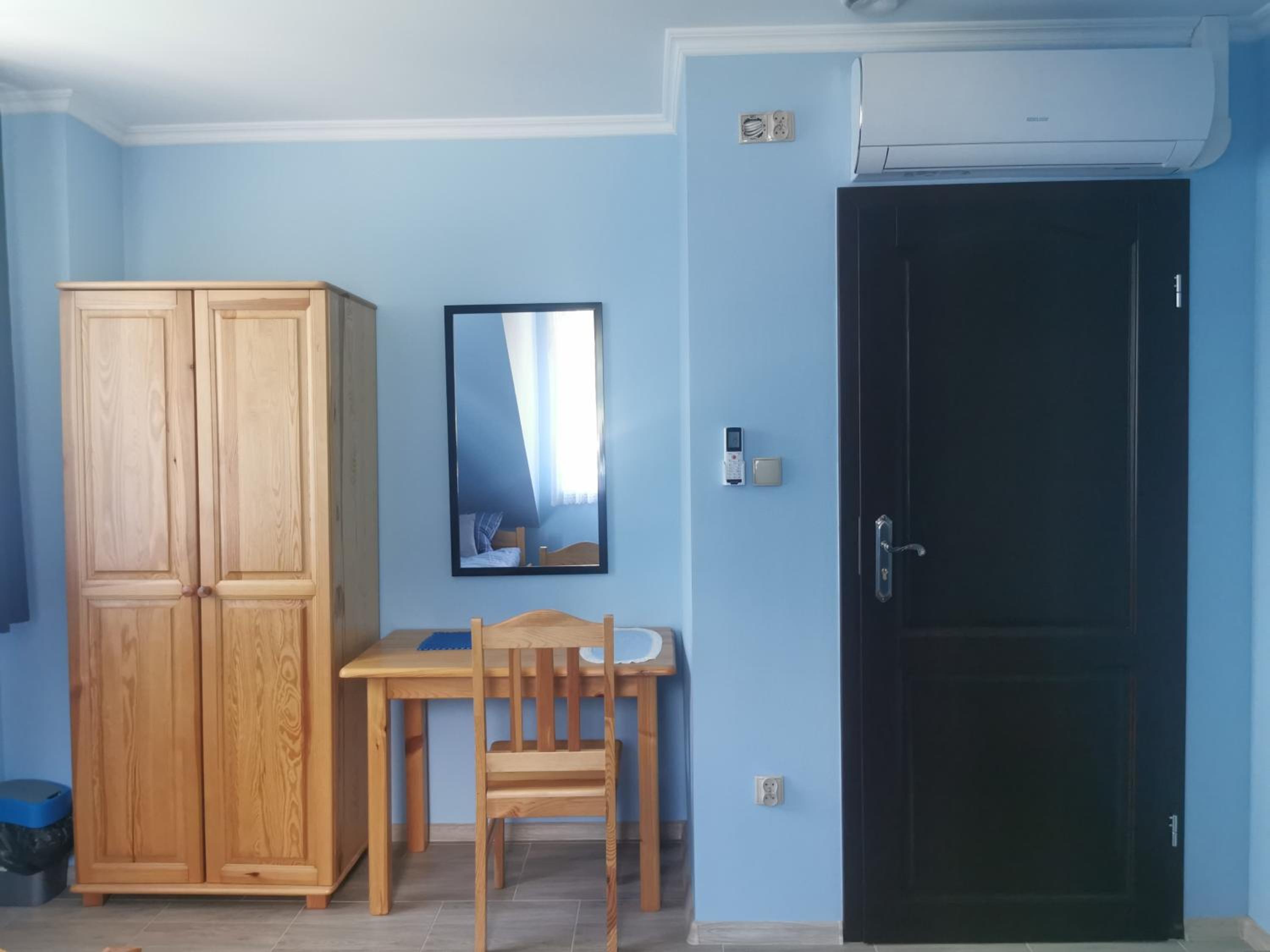 Double Room - Photo 2