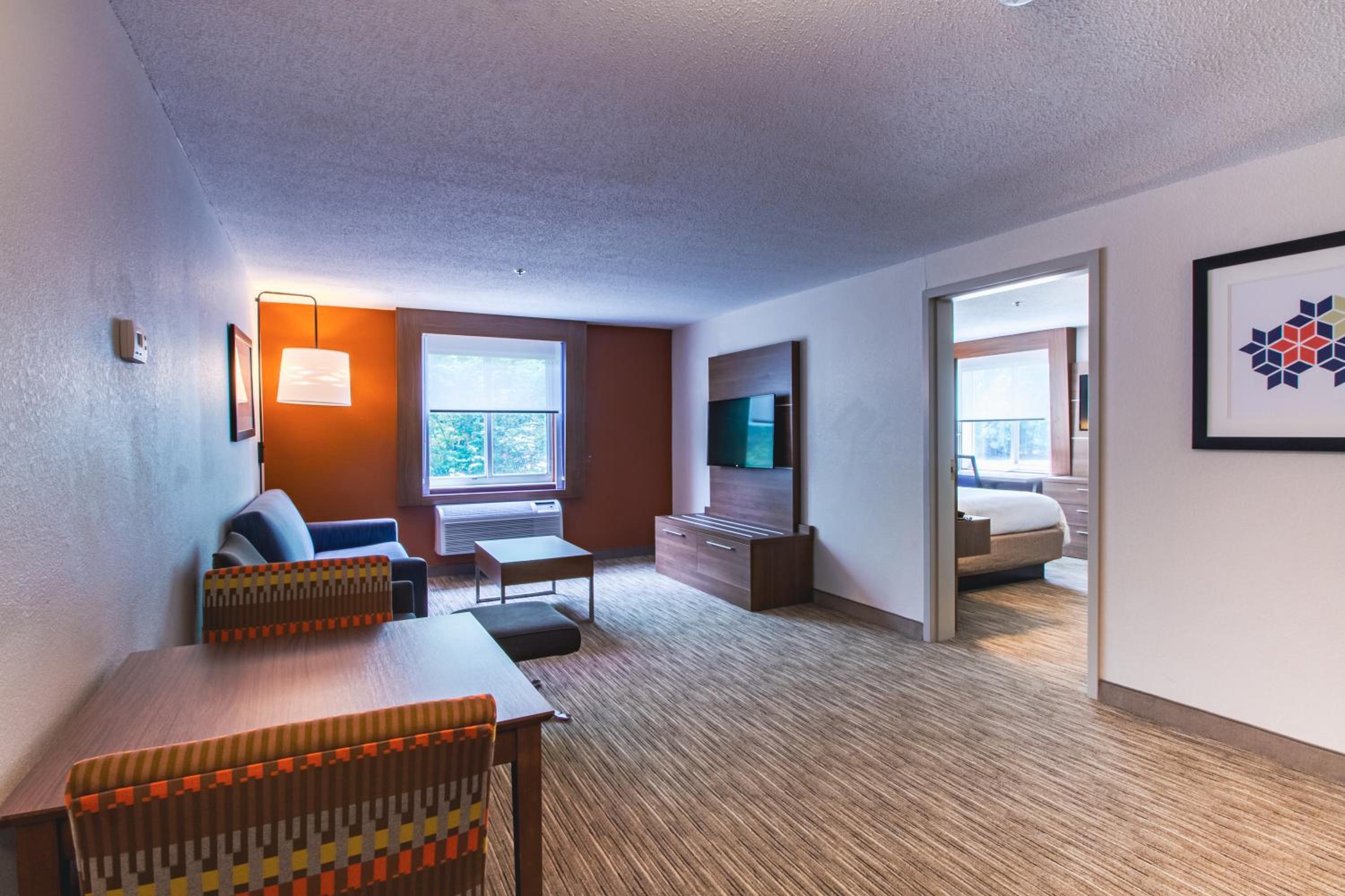 One-Bedroom King Suite - Photo 1