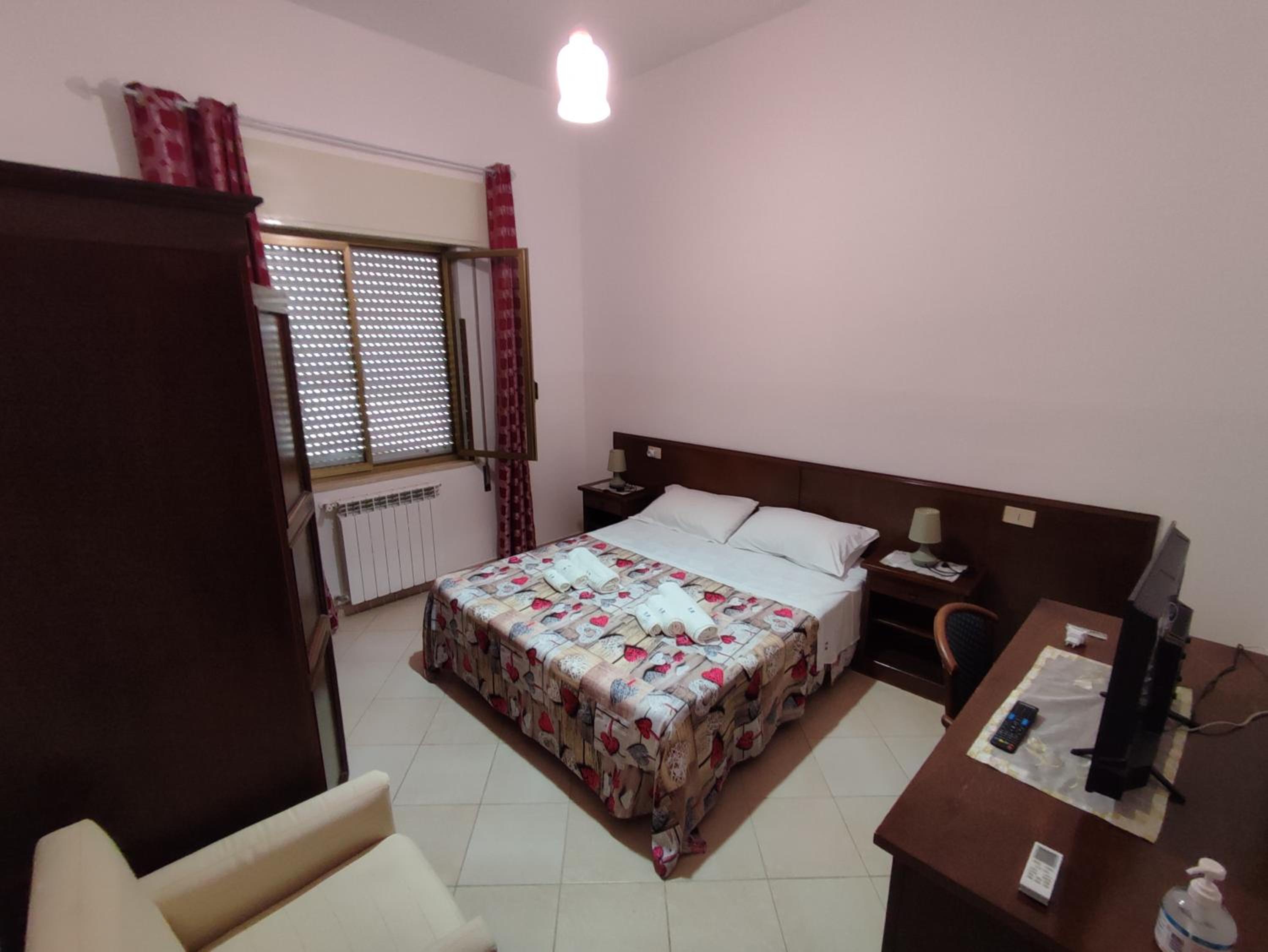 Double Room With Private Bathroom
