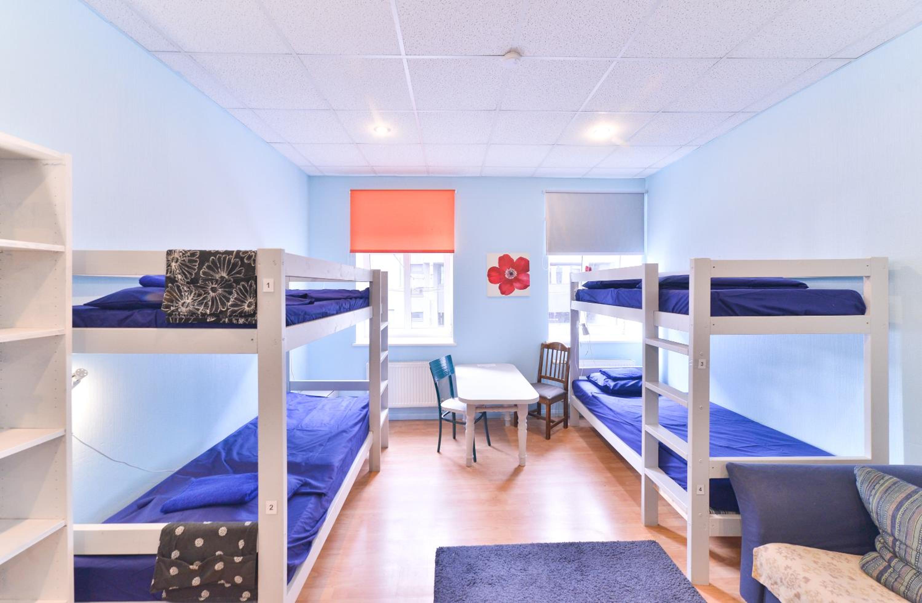 Single Bed in Male Dormitory Room photo 3