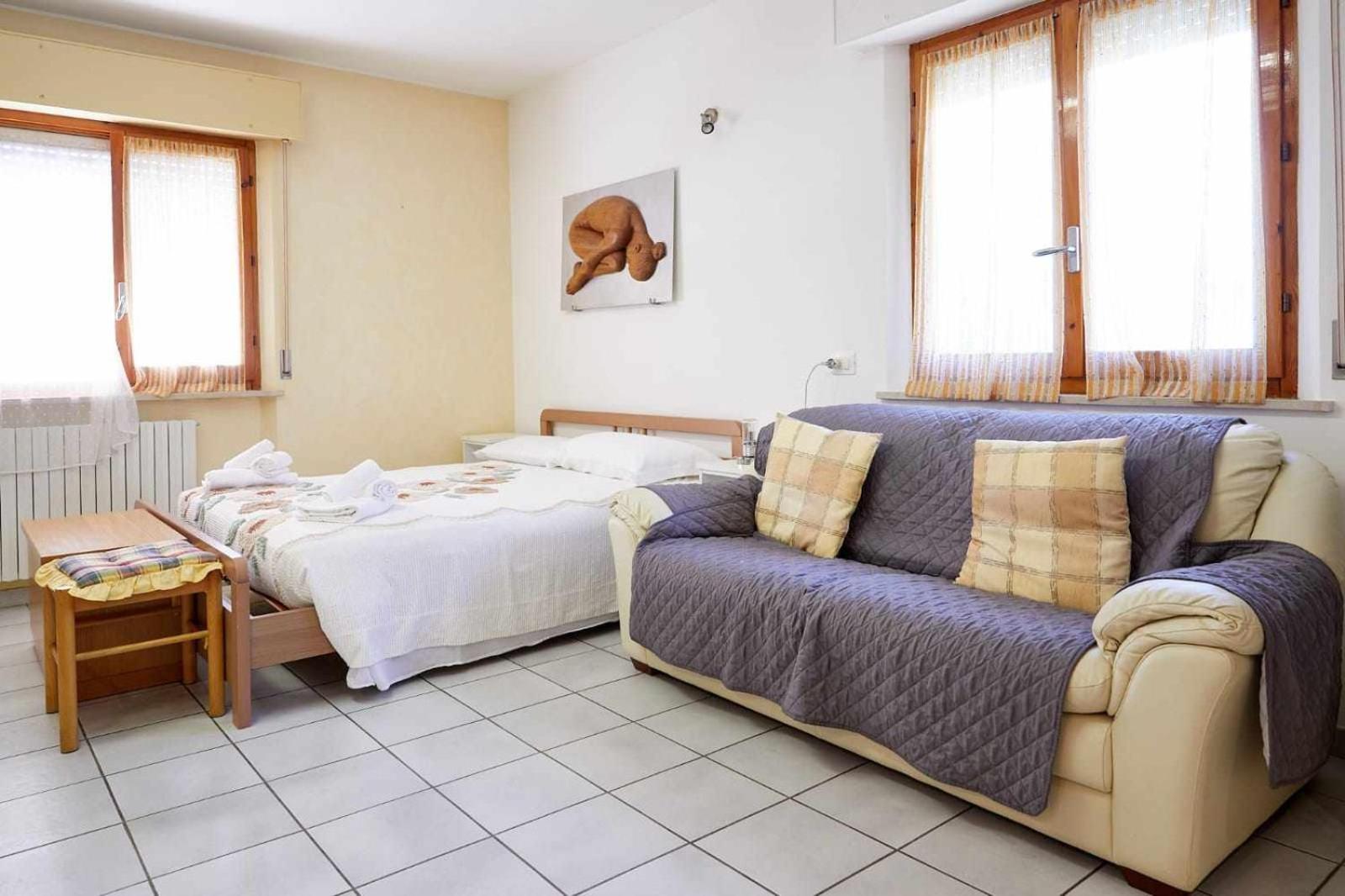 Studio Apartment