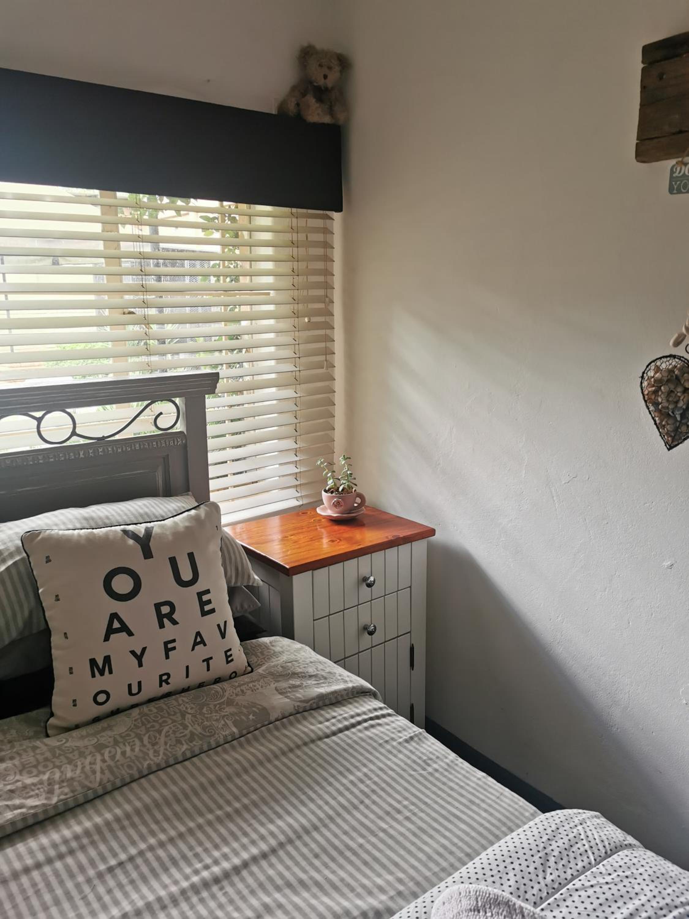 Budget Double Room - Photo 3