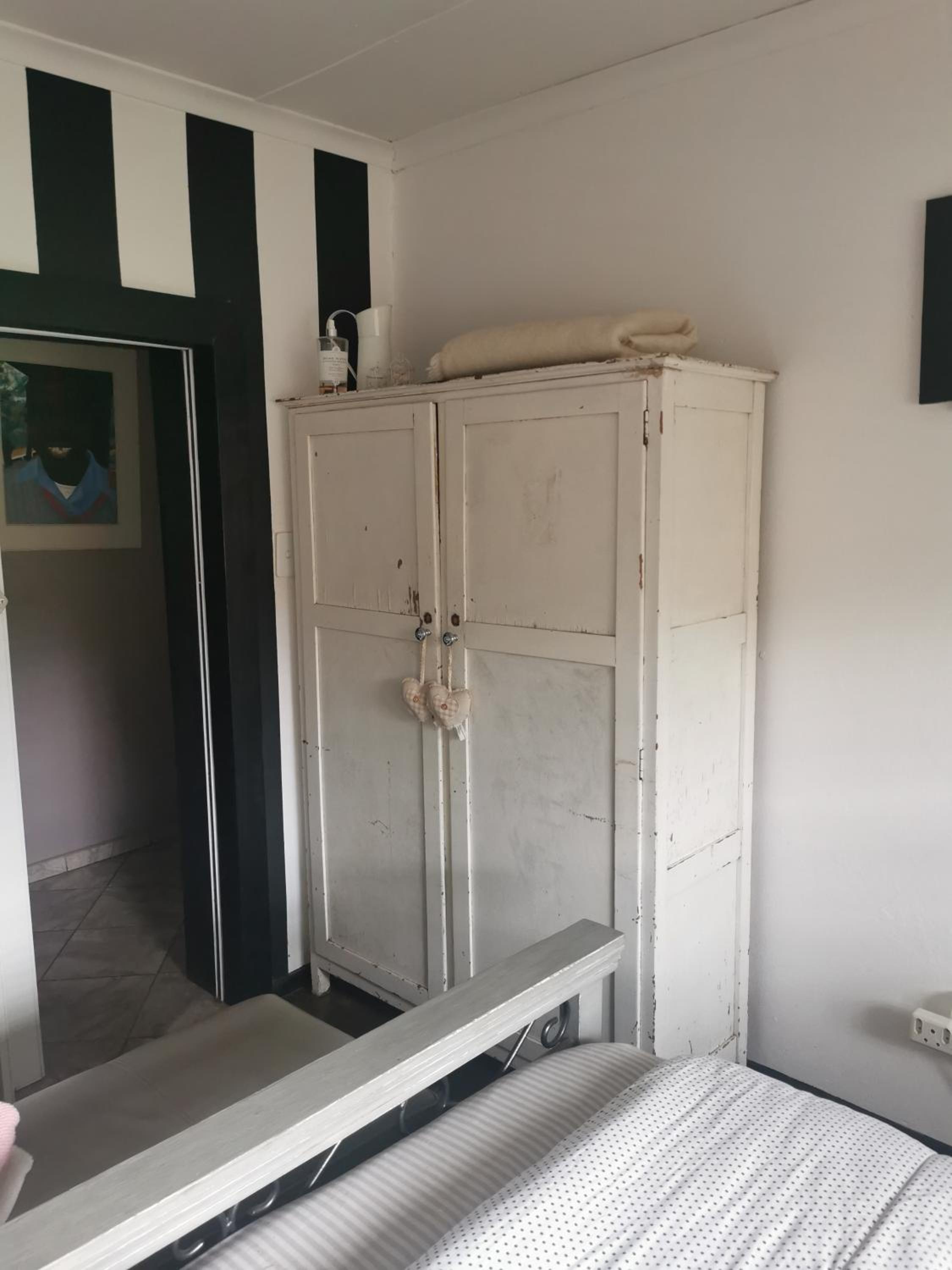 Budget Double Room - Photo 4