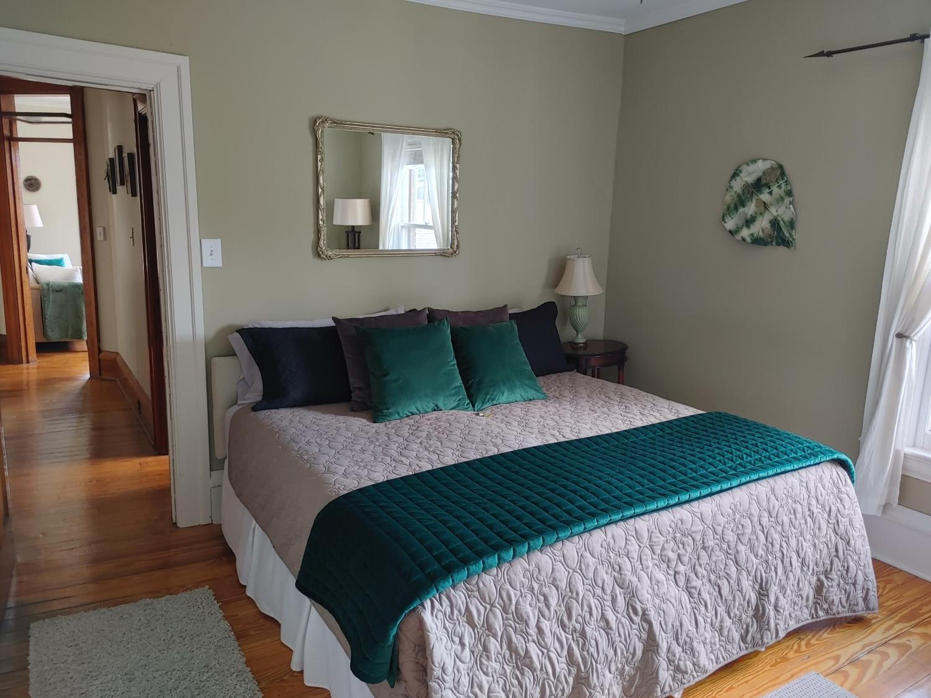 One-Bedroom Suite