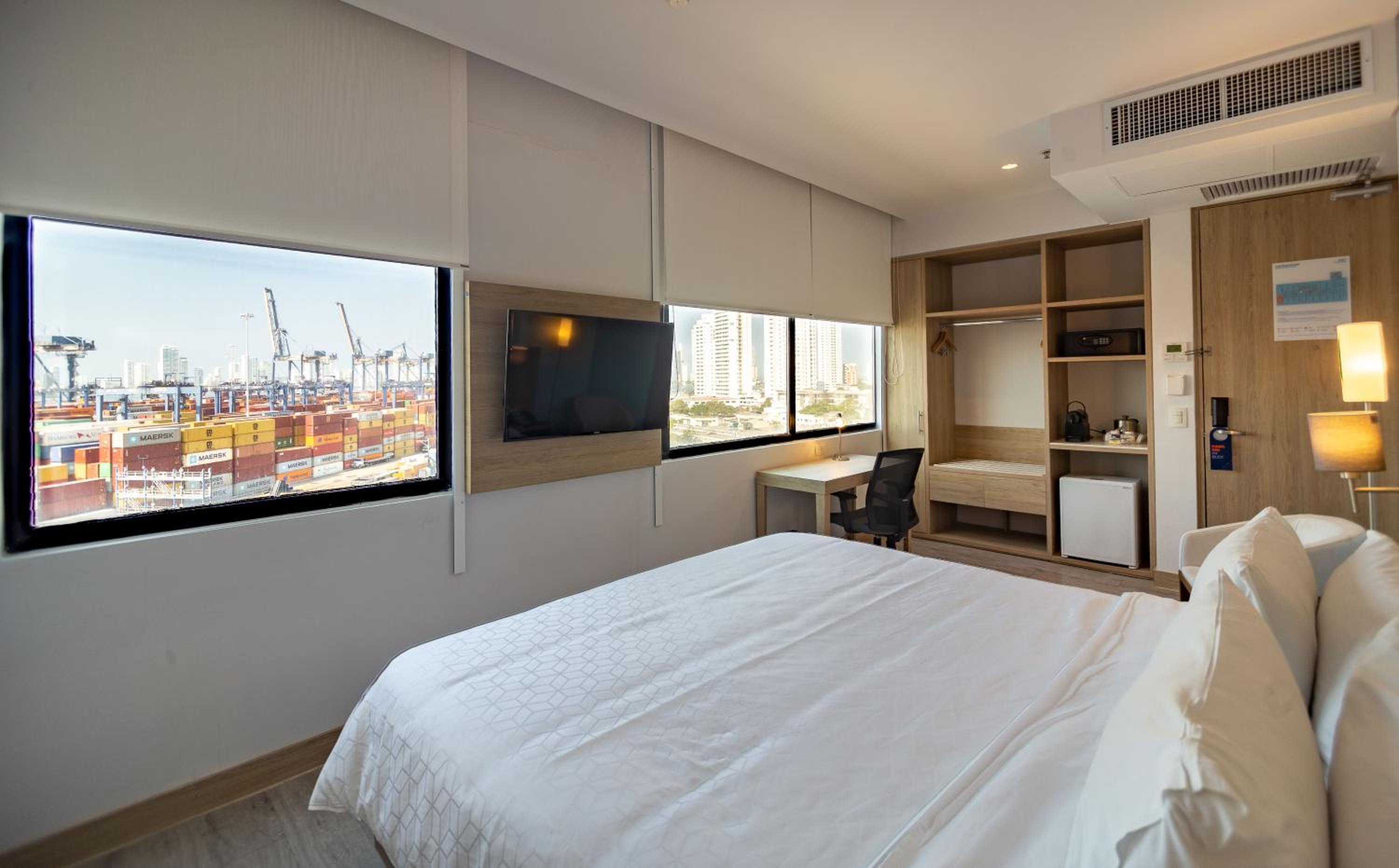 Standard King Room - High Floor