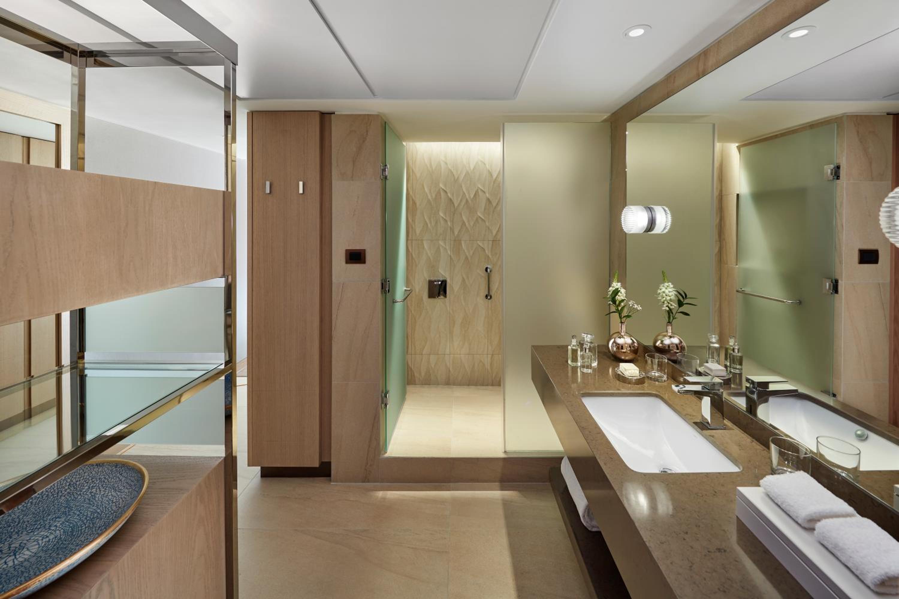 Executive Room King - Photo 4