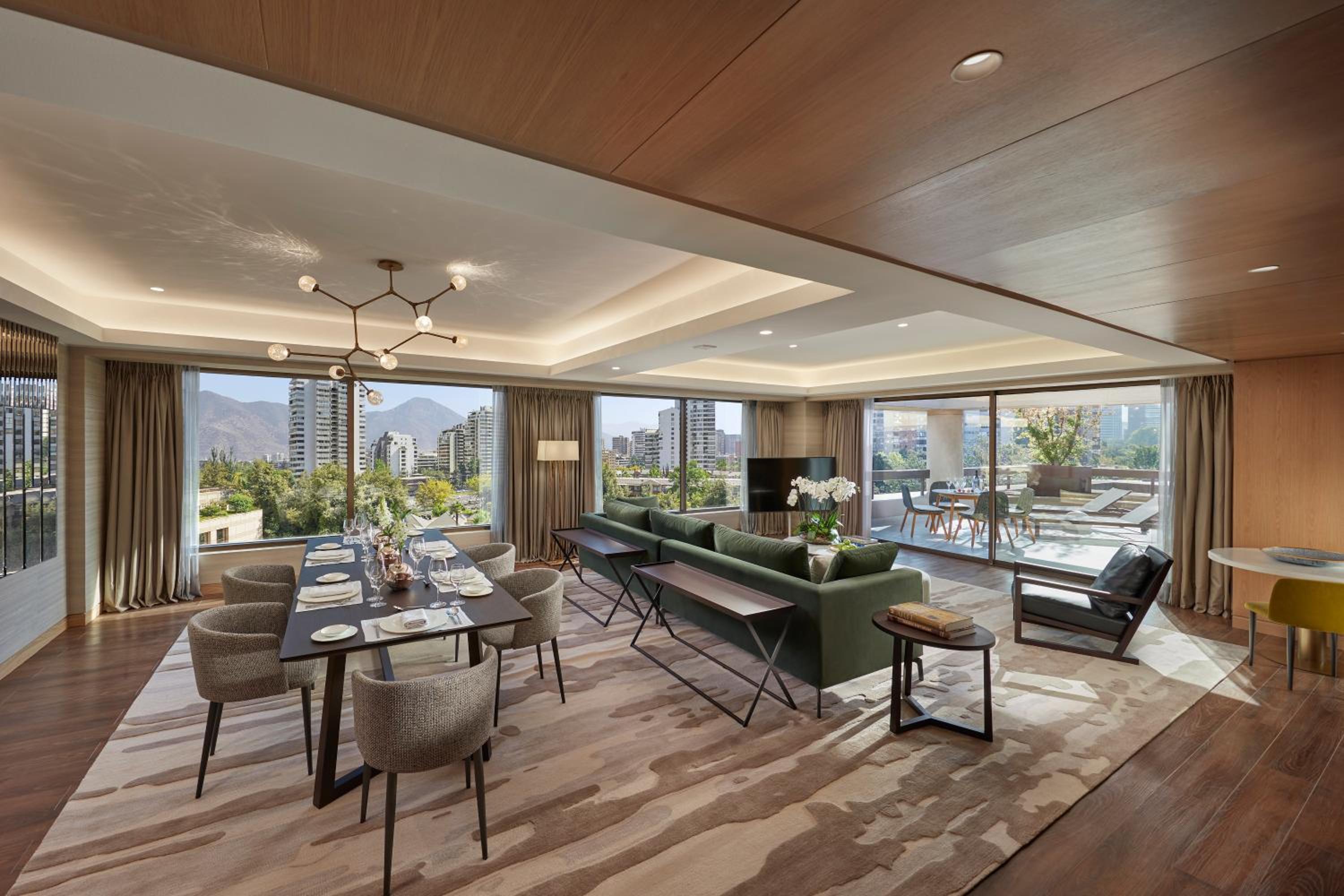 Grand Terrace Suite - Photo 3