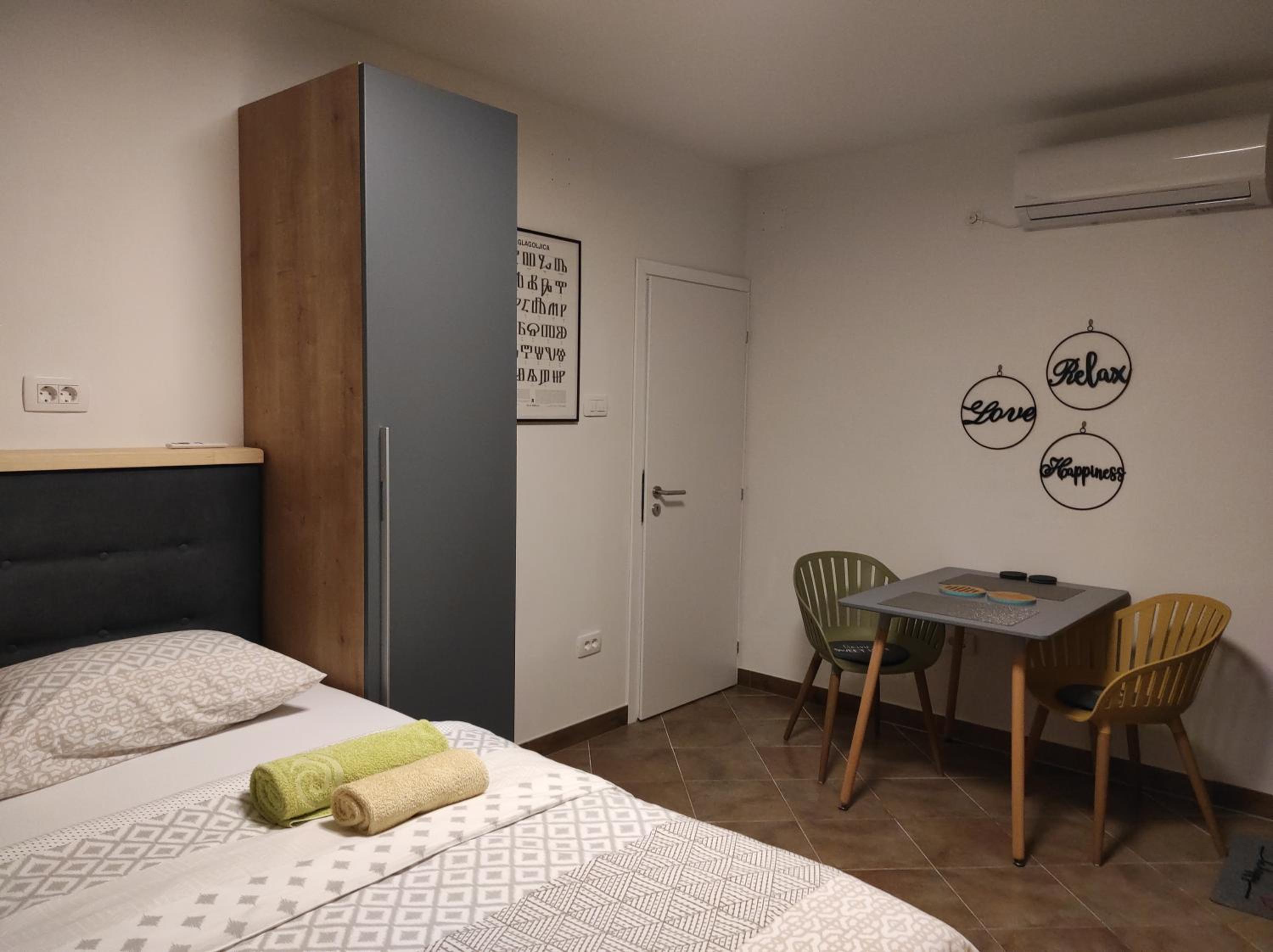 Studio Apartment with Sea View