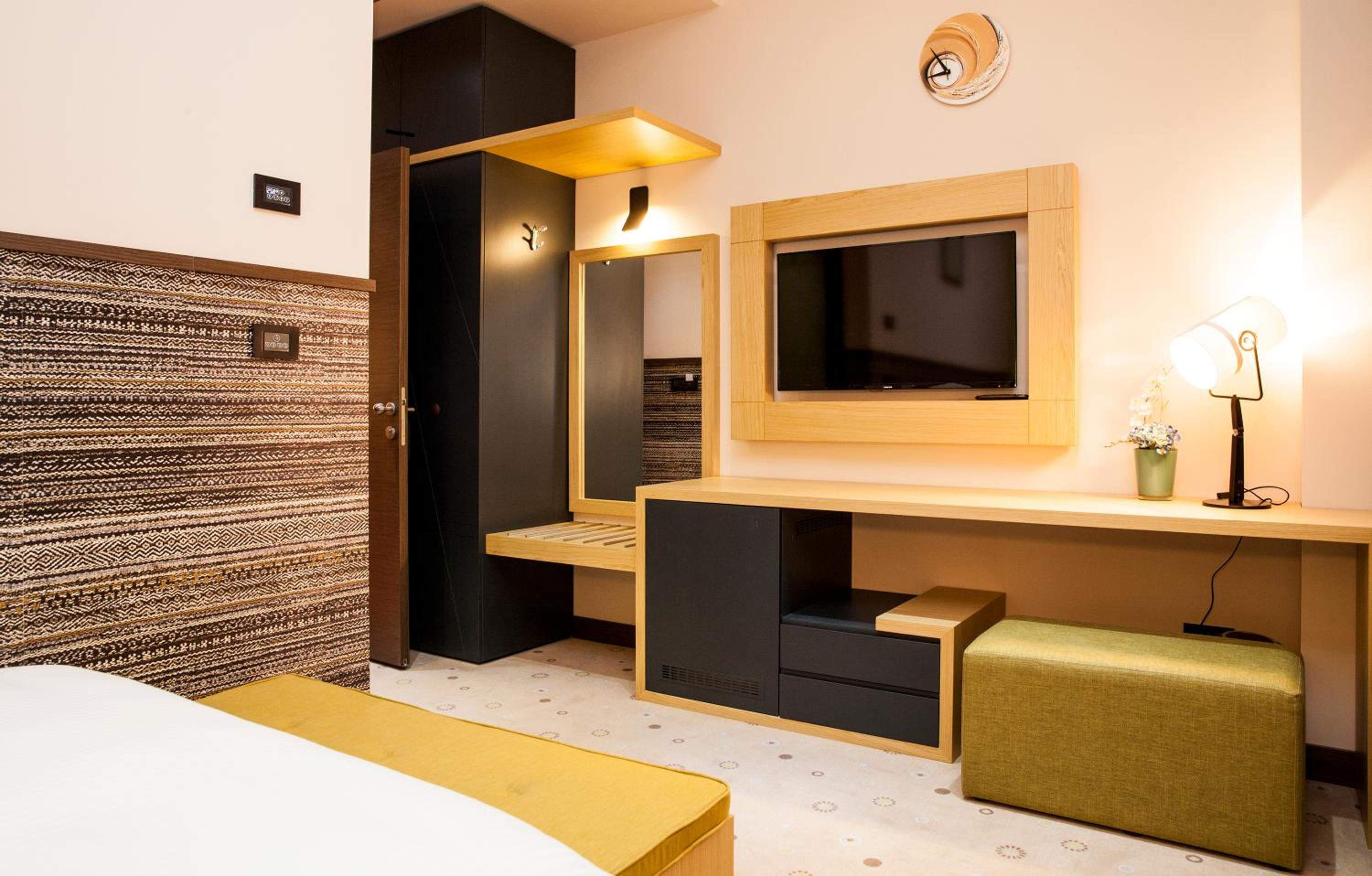 Single Room - Photo 3