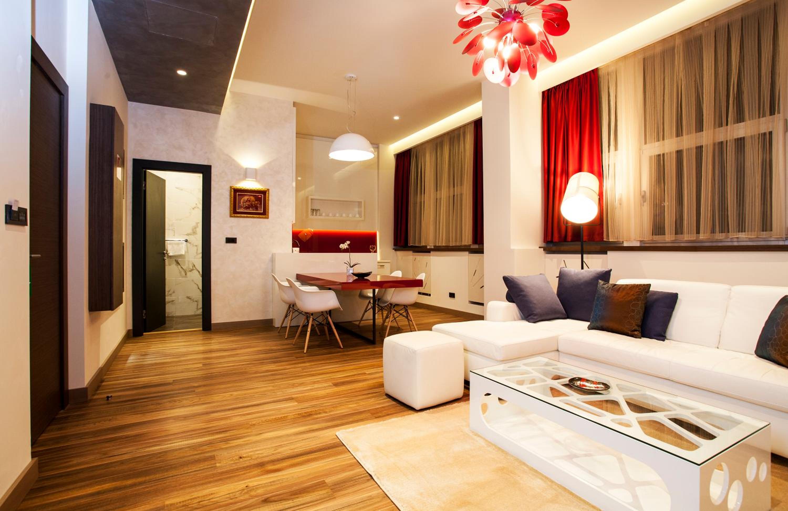 Suite with Hot Tub and Sauna - Free Parking - Photo 14
