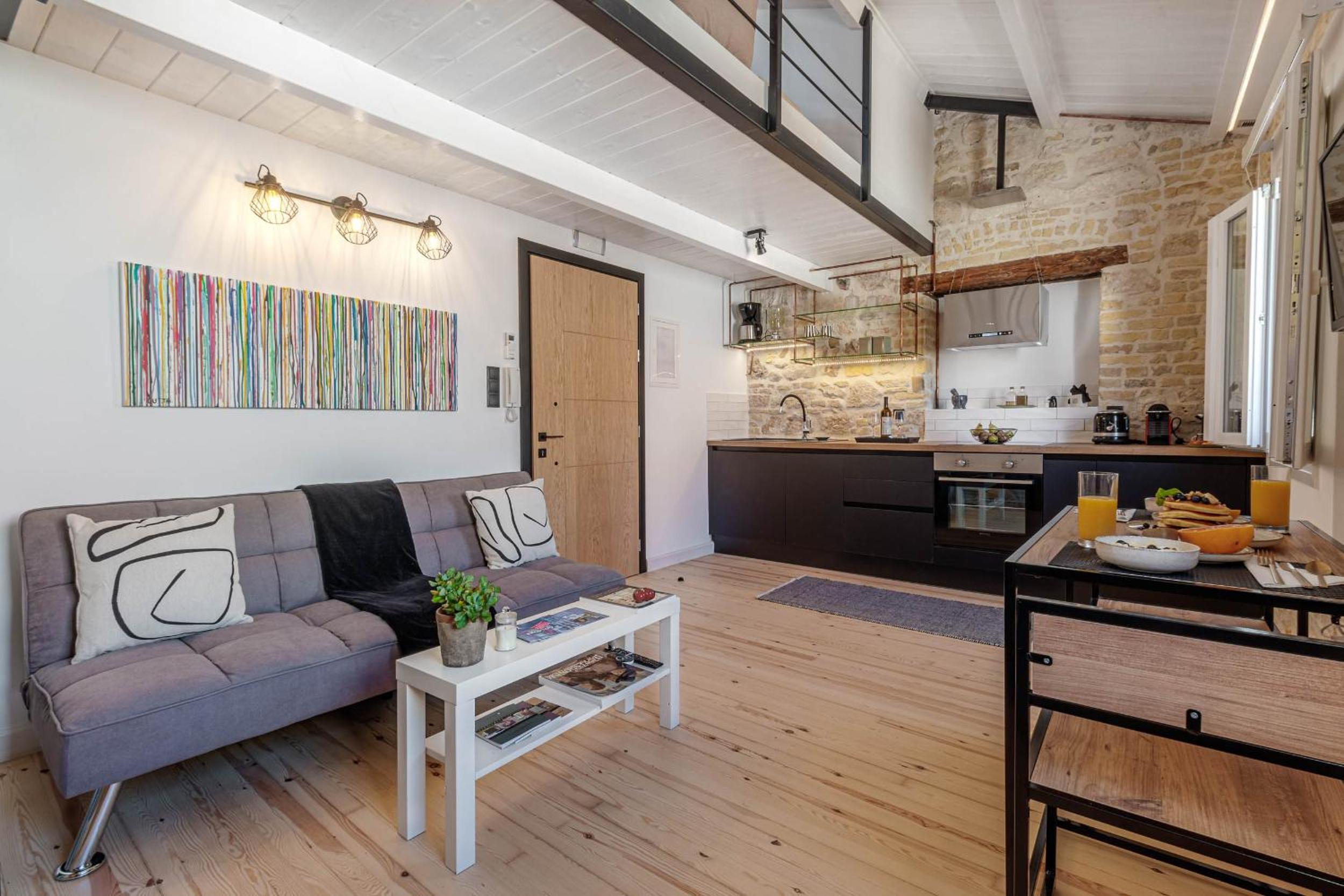One-Bedroom Apartment