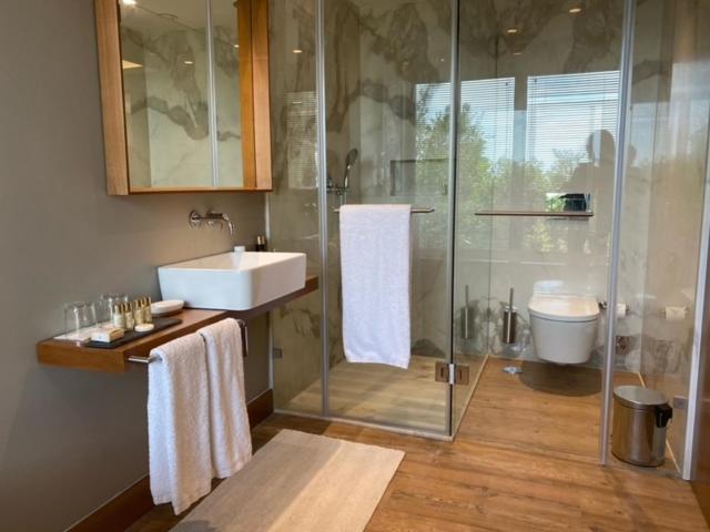 Superior Suite with Sea View photo 3